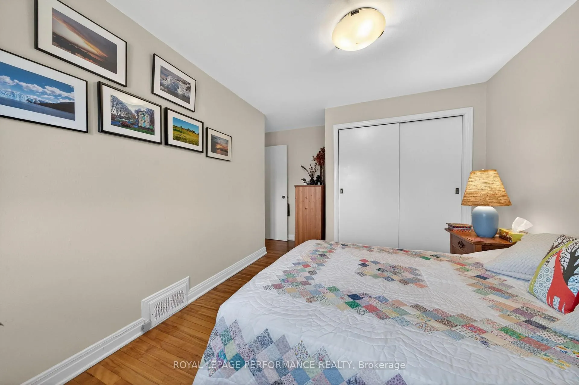 Photo 28 of 176 Compton Avenue, Ottawa, Woodroffe — HOMEH