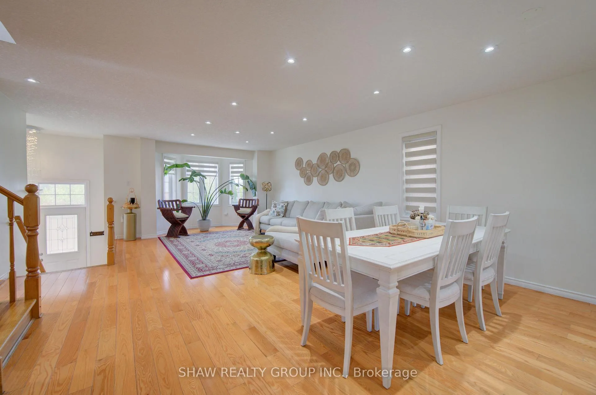 Photo 11 of 32 Lena Crescent, Cambridge, Greenway-Chaplin — HOMEH