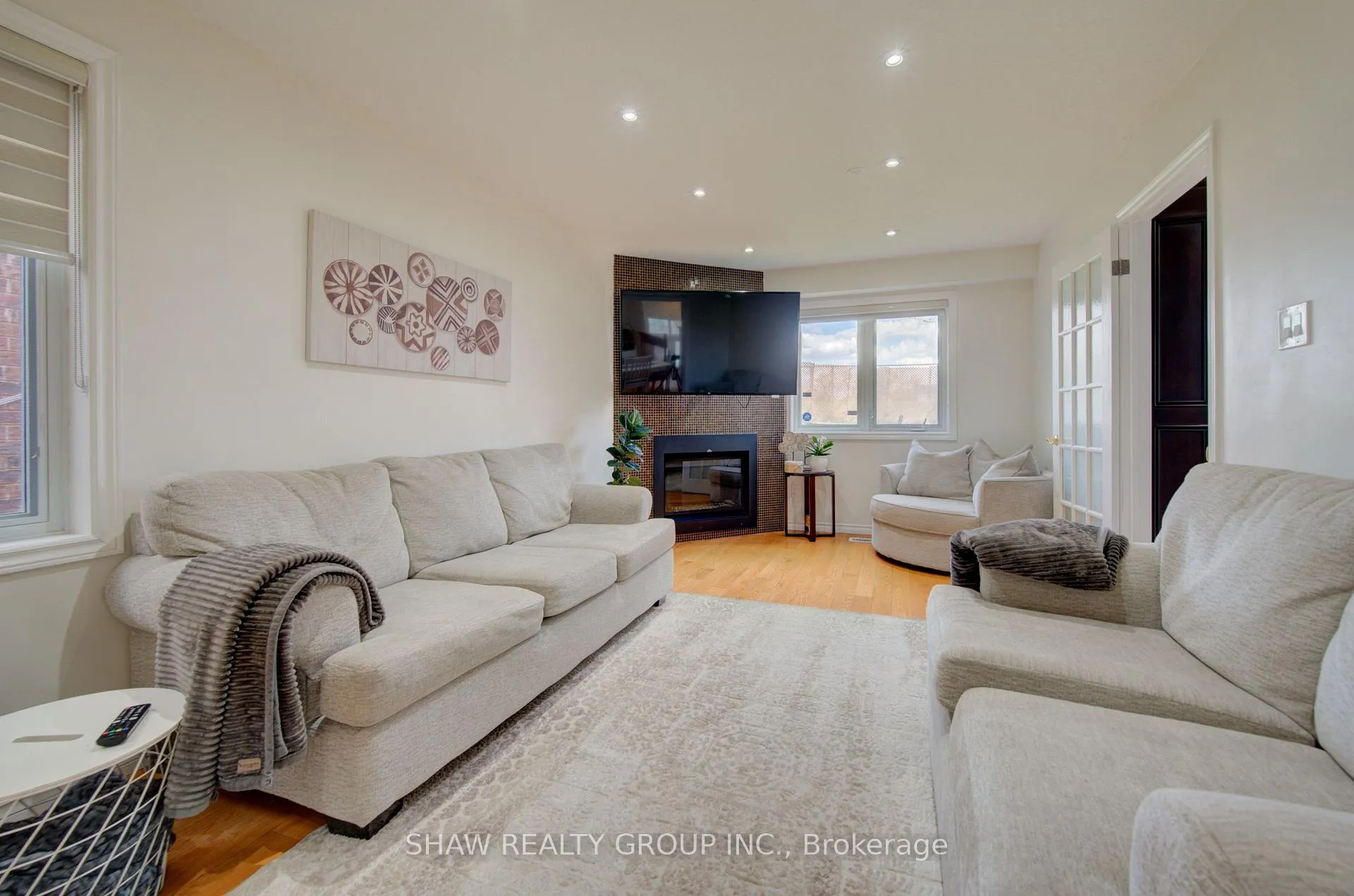 Photo 20 of 32 Lena Crescent, Cambridge, Greenway-Chaplin — HOMEH