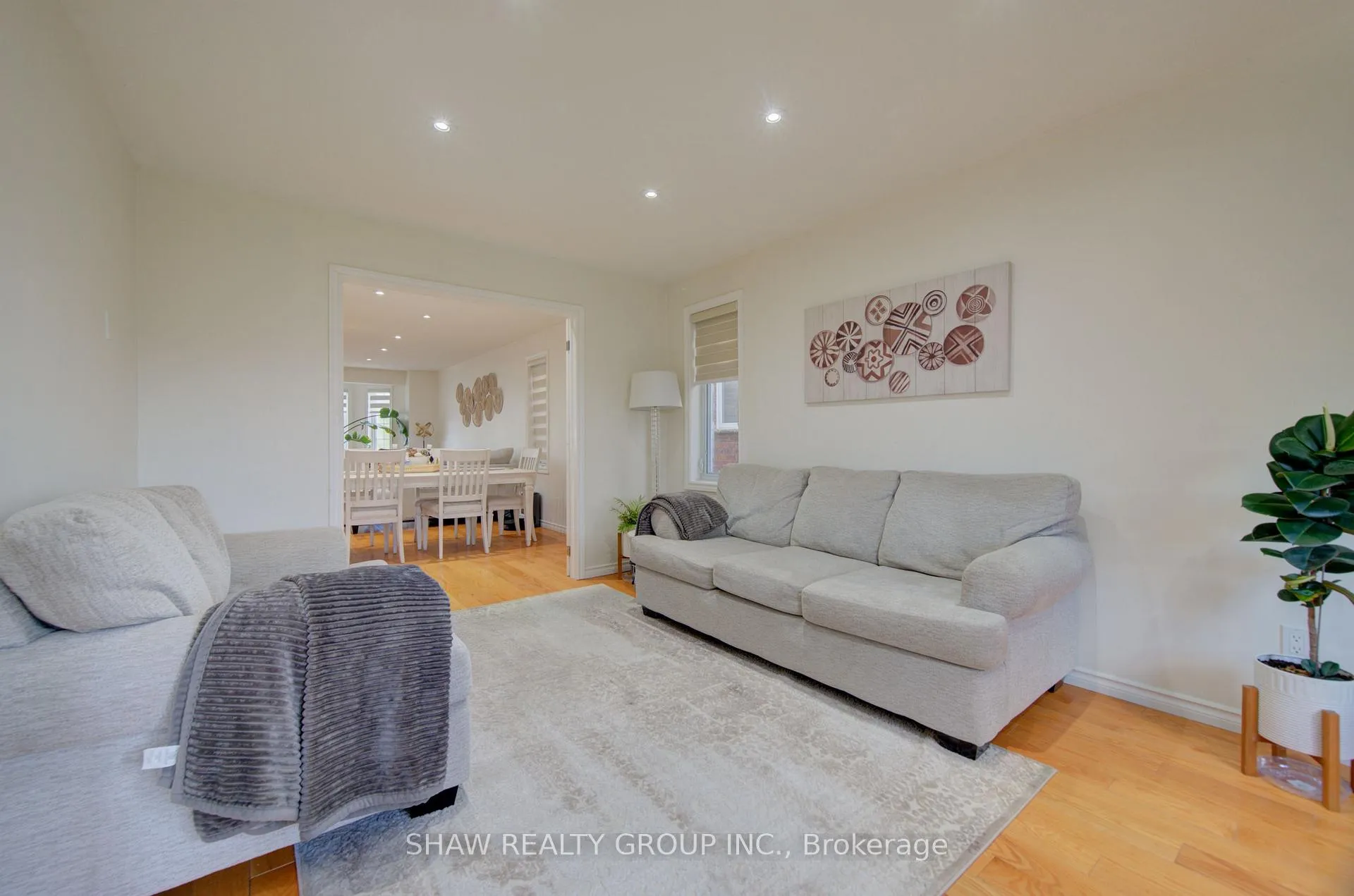 Photo 22 of 32 Lena Crescent, Cambridge, Greenway-Chaplin — HOMEH