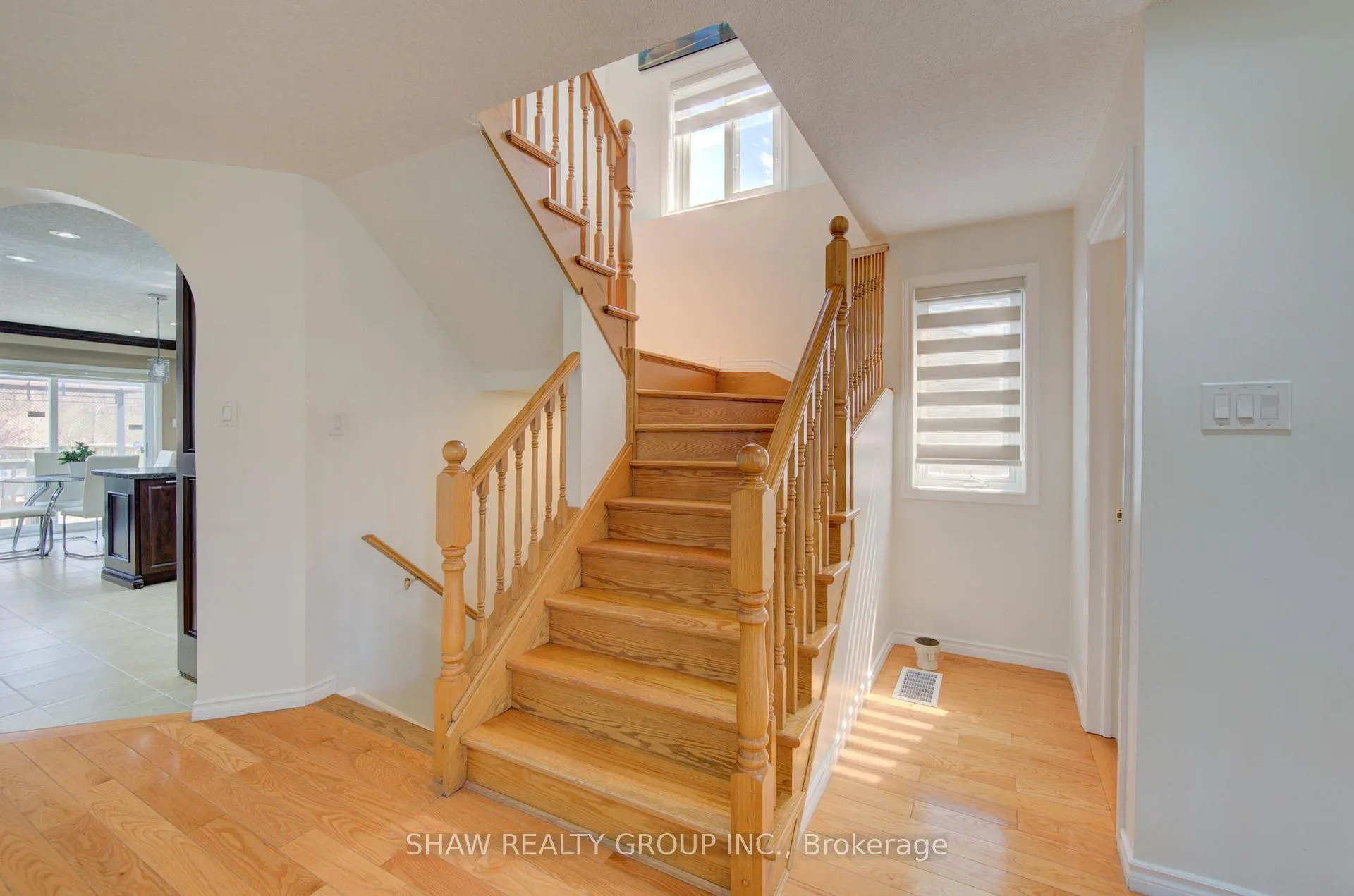 Photo 24 of 32 Lena Crescent, Cambridge, Greenway-Chaplin — HOMEH
