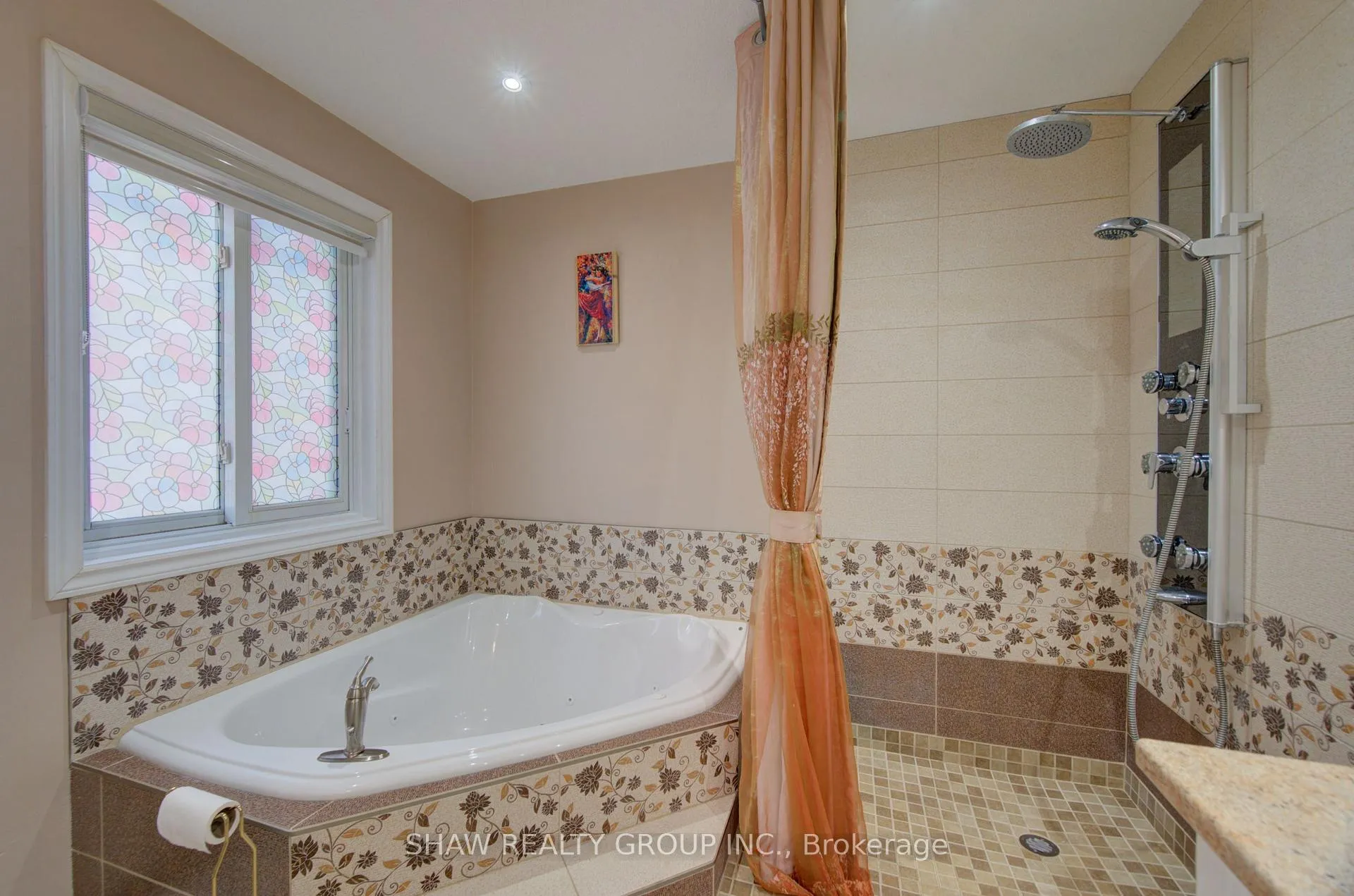 Photo 35 of 32 Lena Crescent, Cambridge, Greenway-Chaplin — HOMEH