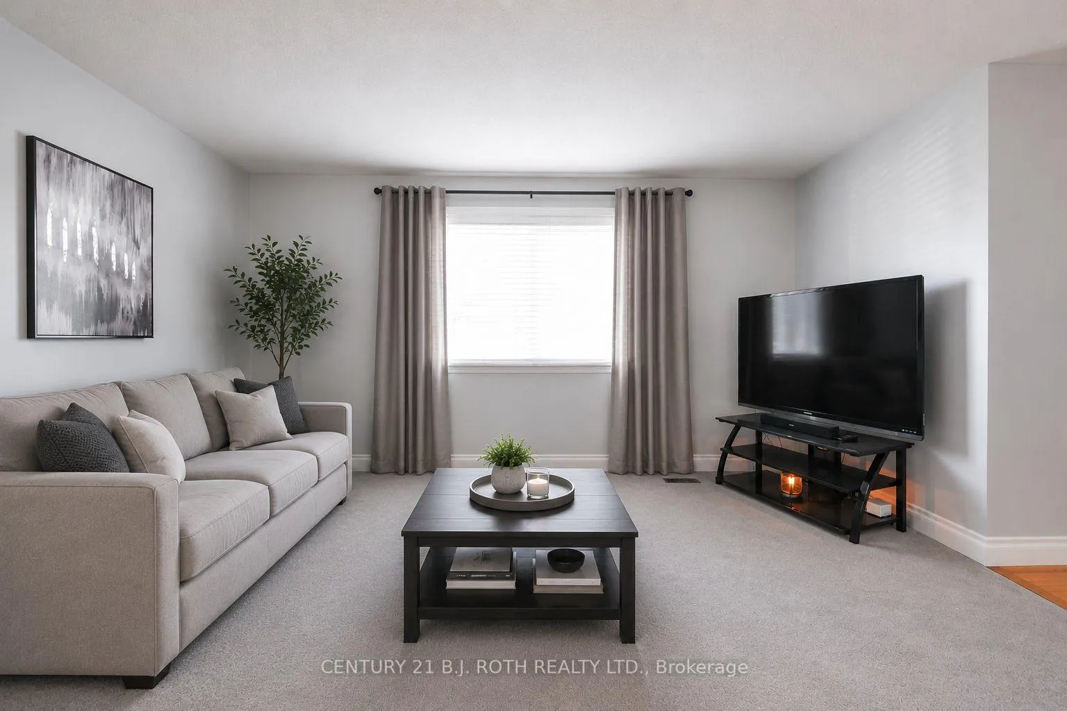 Photo 5 of 2246 Richardson Street, Innisfil, Stroud — HOMEH