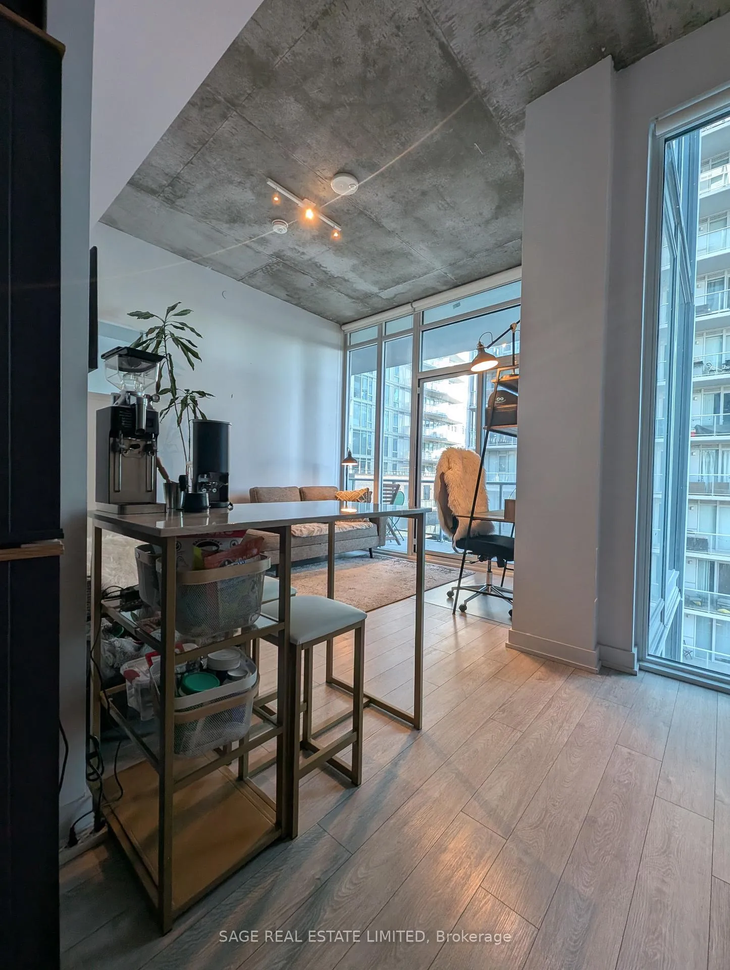Photo 5 of Unit 502, 15 Baseball Place, Toronto, South Riverdale — HOMEH