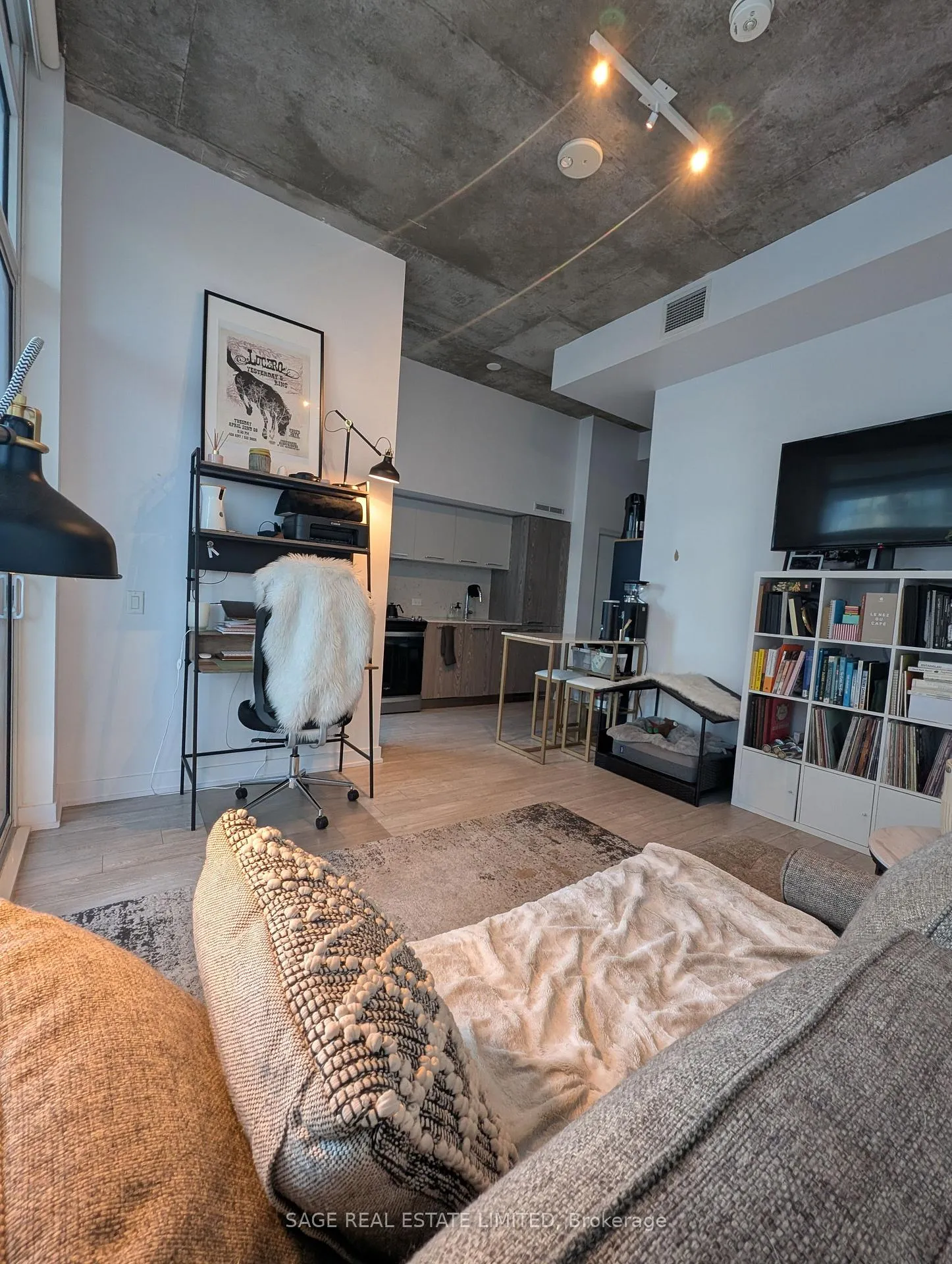 Photo 8 of Unit 502, 15 Baseball Place, Toronto, South Riverdale — HOMEH