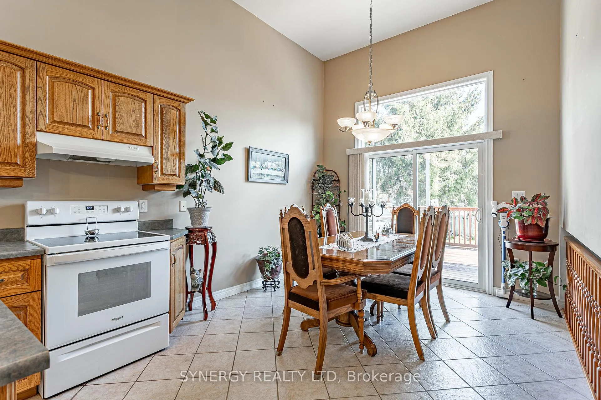 Photo 11 of 43 Juniper Crescent, Strathroy-Caradoc, SE — HOMEH