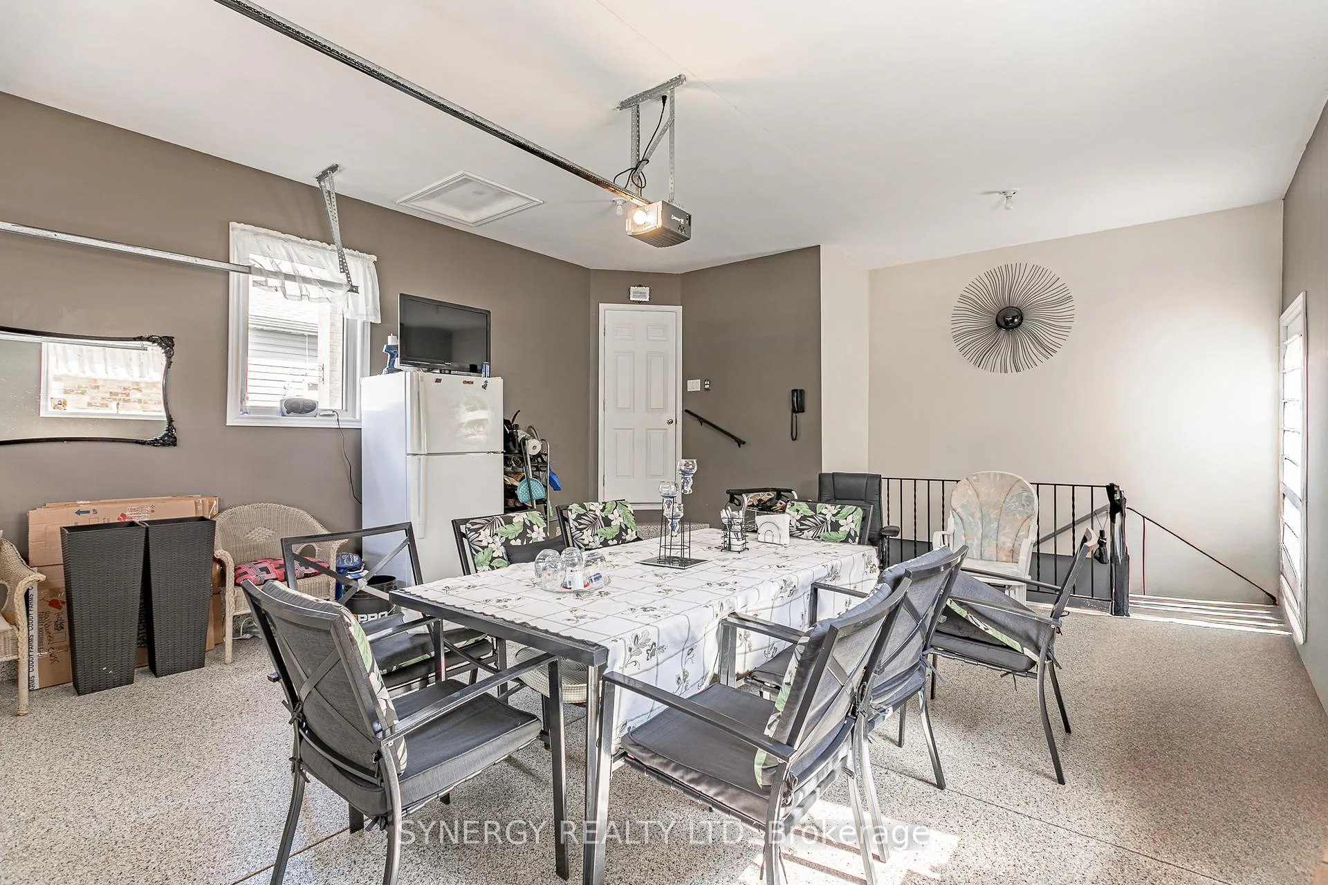 Photo 26 of 43 Juniper Crescent, Strathroy-Caradoc, SE — HOMEH