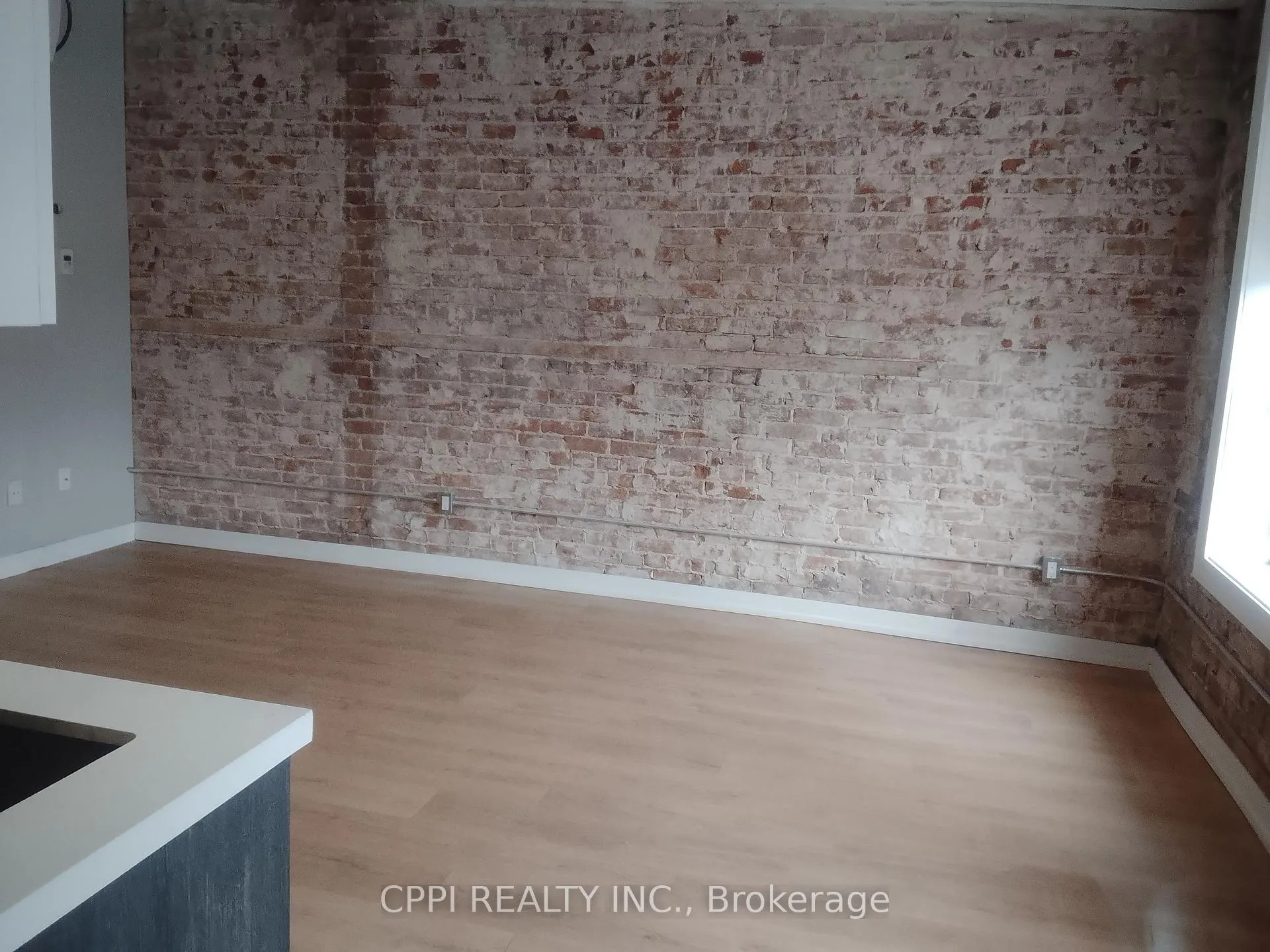 Photo 3 of Unit 310, 140 Simcoe Street, Peterborough, Town Ward 3 — HOMEH