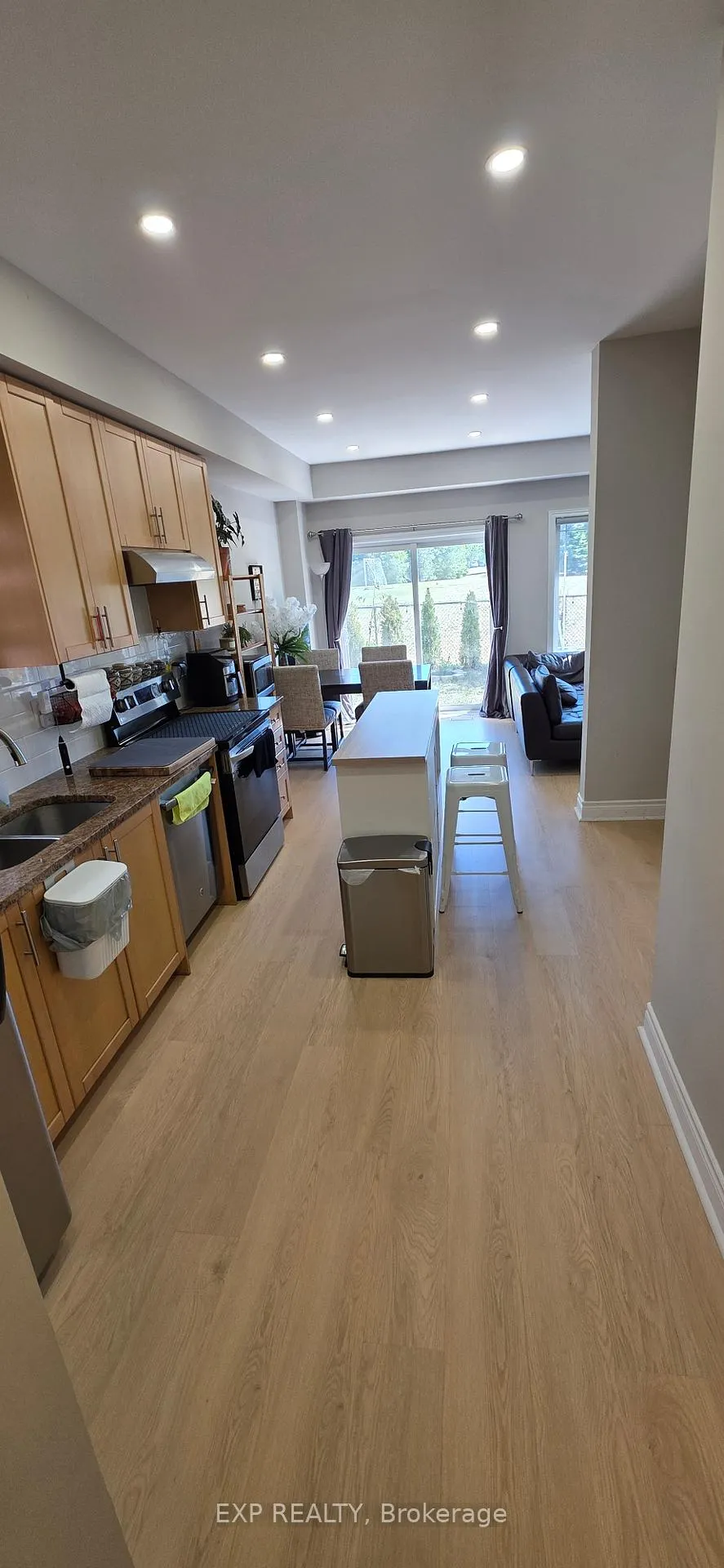 Photo 15 of 41 Deneb Street, Barrie, Ardagh — HOMEH