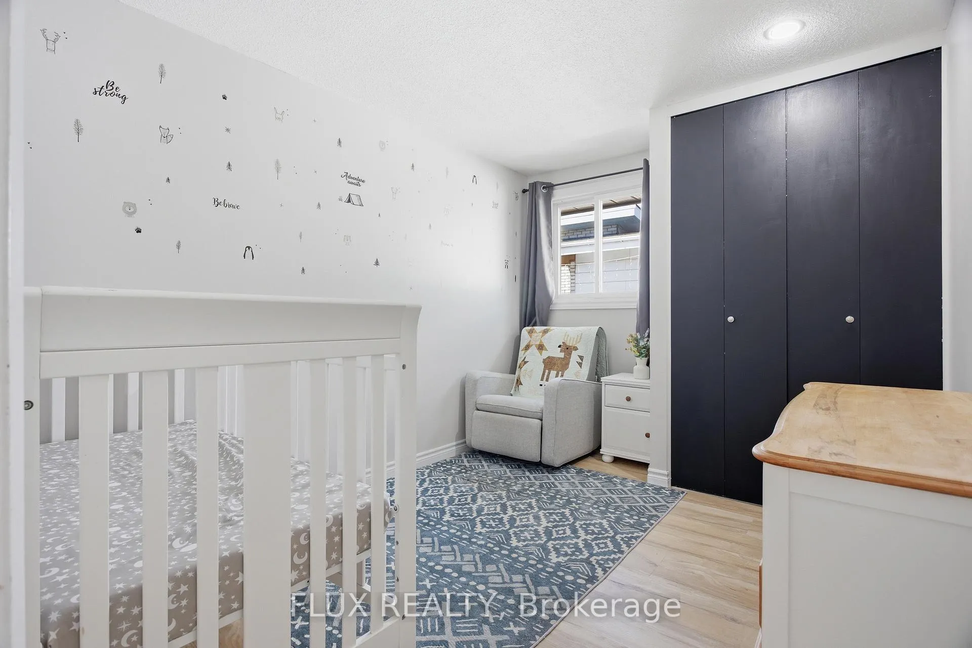 Photo 12 of 19 Greendale Crescent, Waterloo — HOMEH