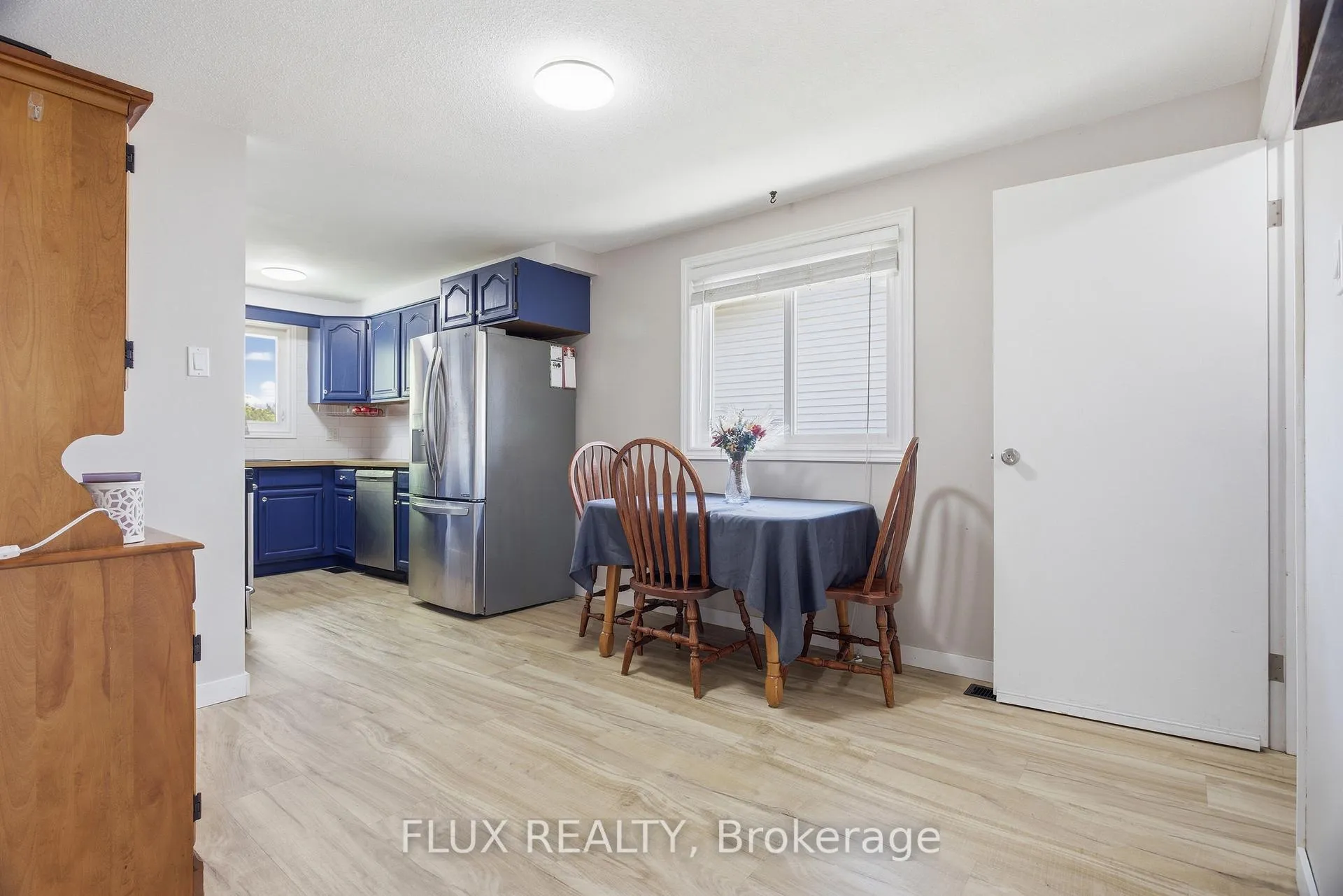 Photo 20 of 19 Greendale Crescent, Waterloo — HOMEH