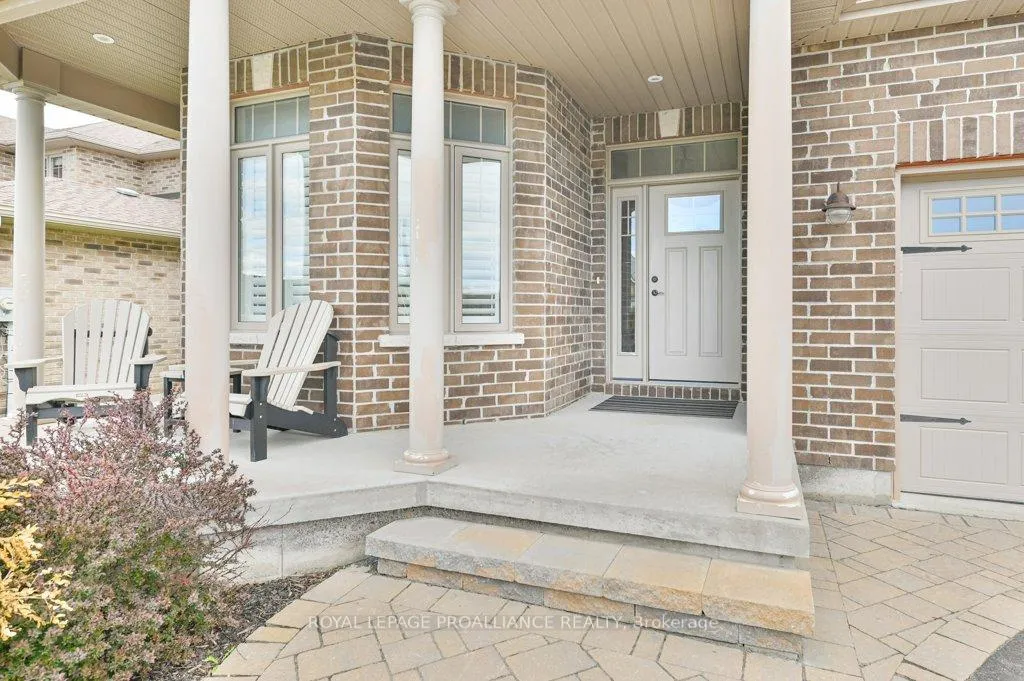 Photo 5 of 9 Kipling Drive, Belleville, Thurlow Ward — HOMEH