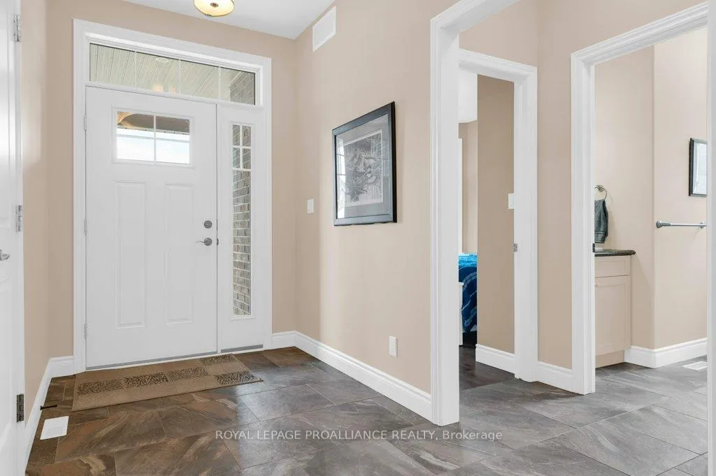 Photo 7 of 9 Kipling Drive, Belleville, Thurlow Ward — HOMEH