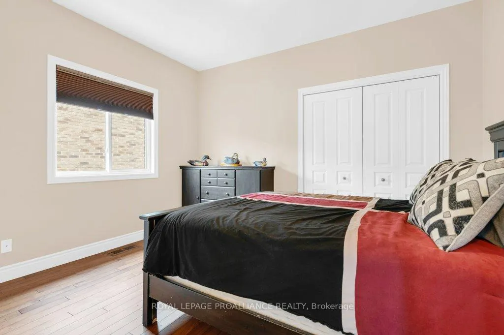 Photo 10 of 9 Kipling Drive, Belleville, Thurlow Ward — HOMEH