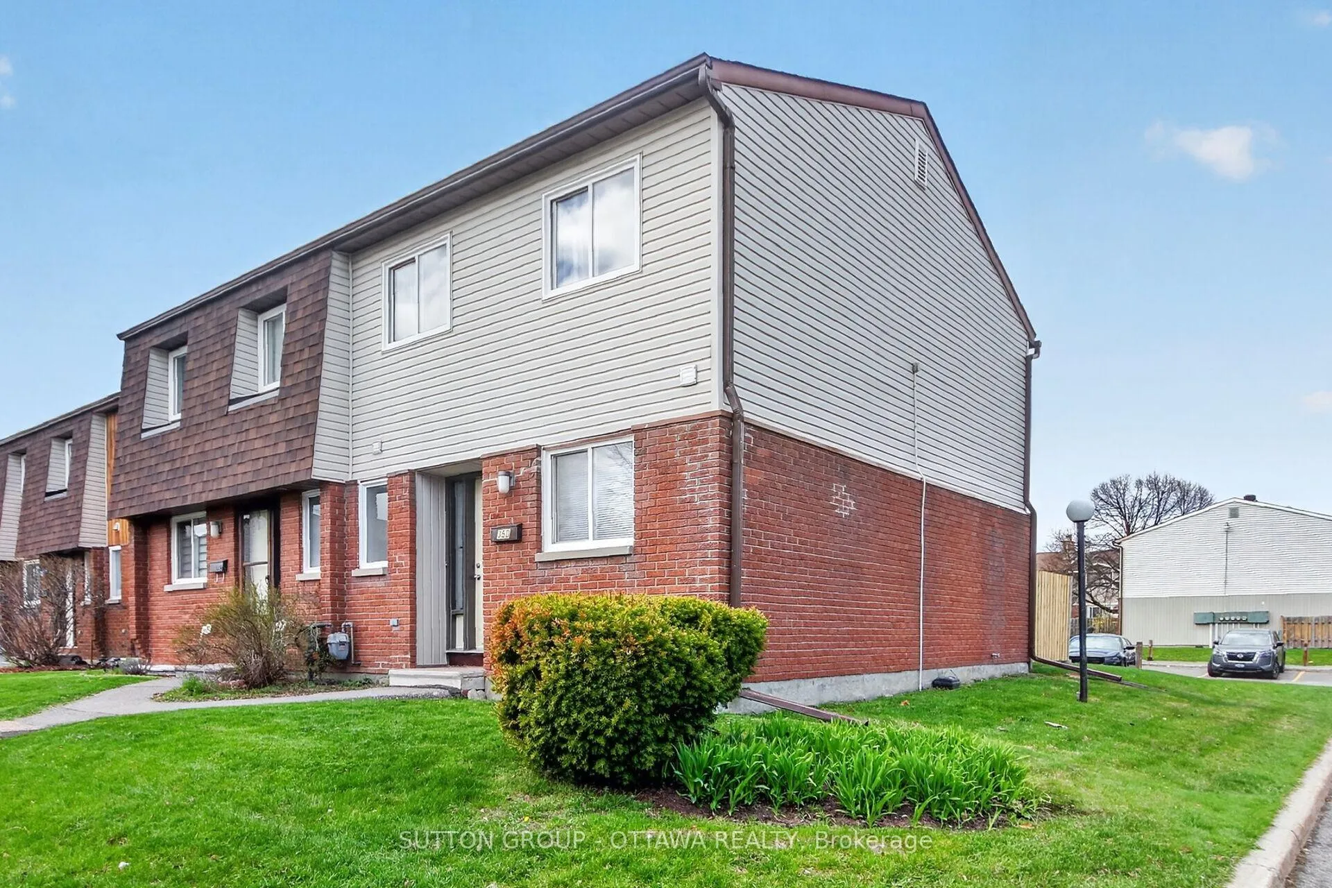Photo 3 of Unit 79, 35D Woodvale Green, Ottawa, Craig Henry/Woodvale — HOMEH