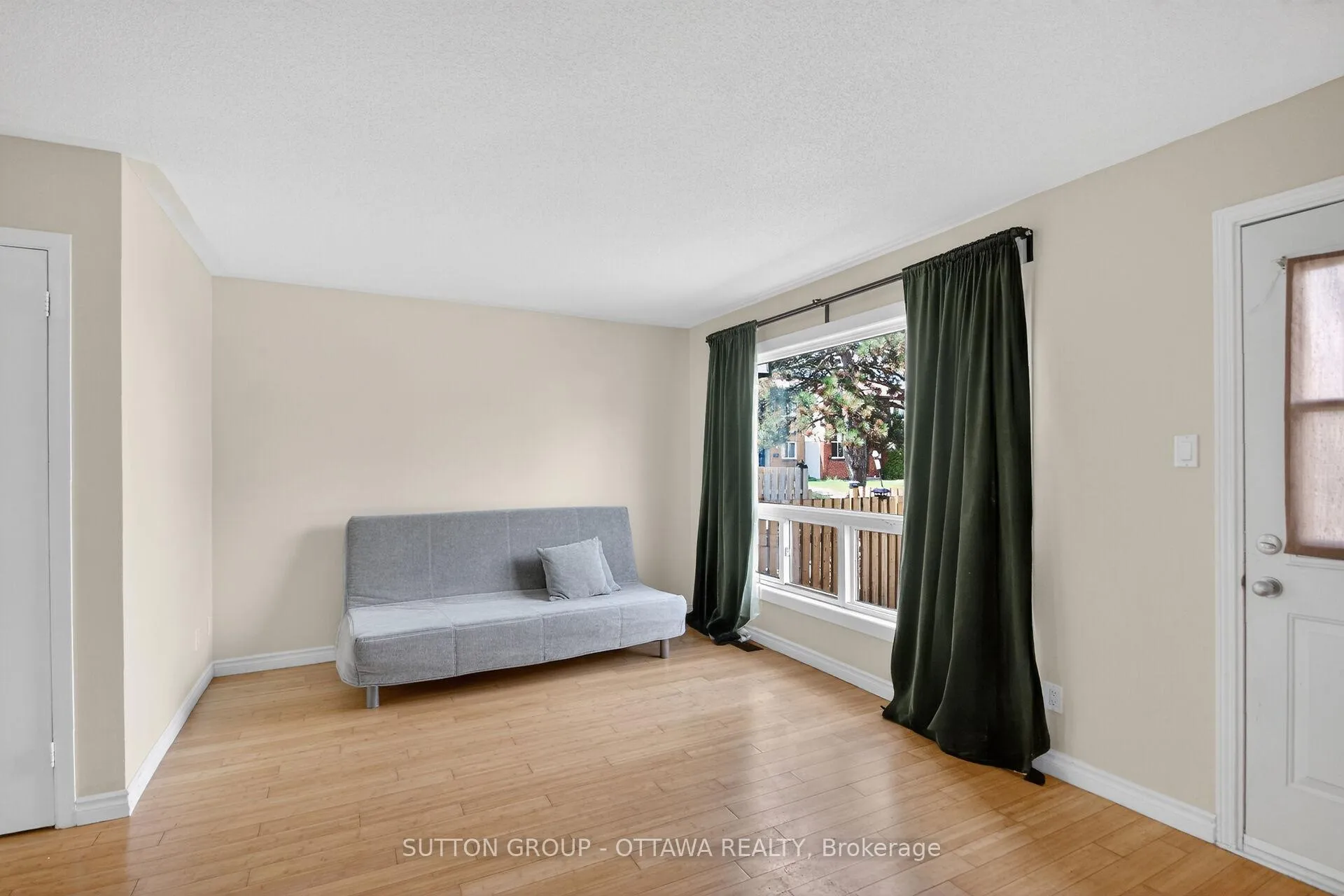 Photo 21 of Unit 79, 35D Woodvale Green, Ottawa, Craig Henry/Woodvale — HOMEH