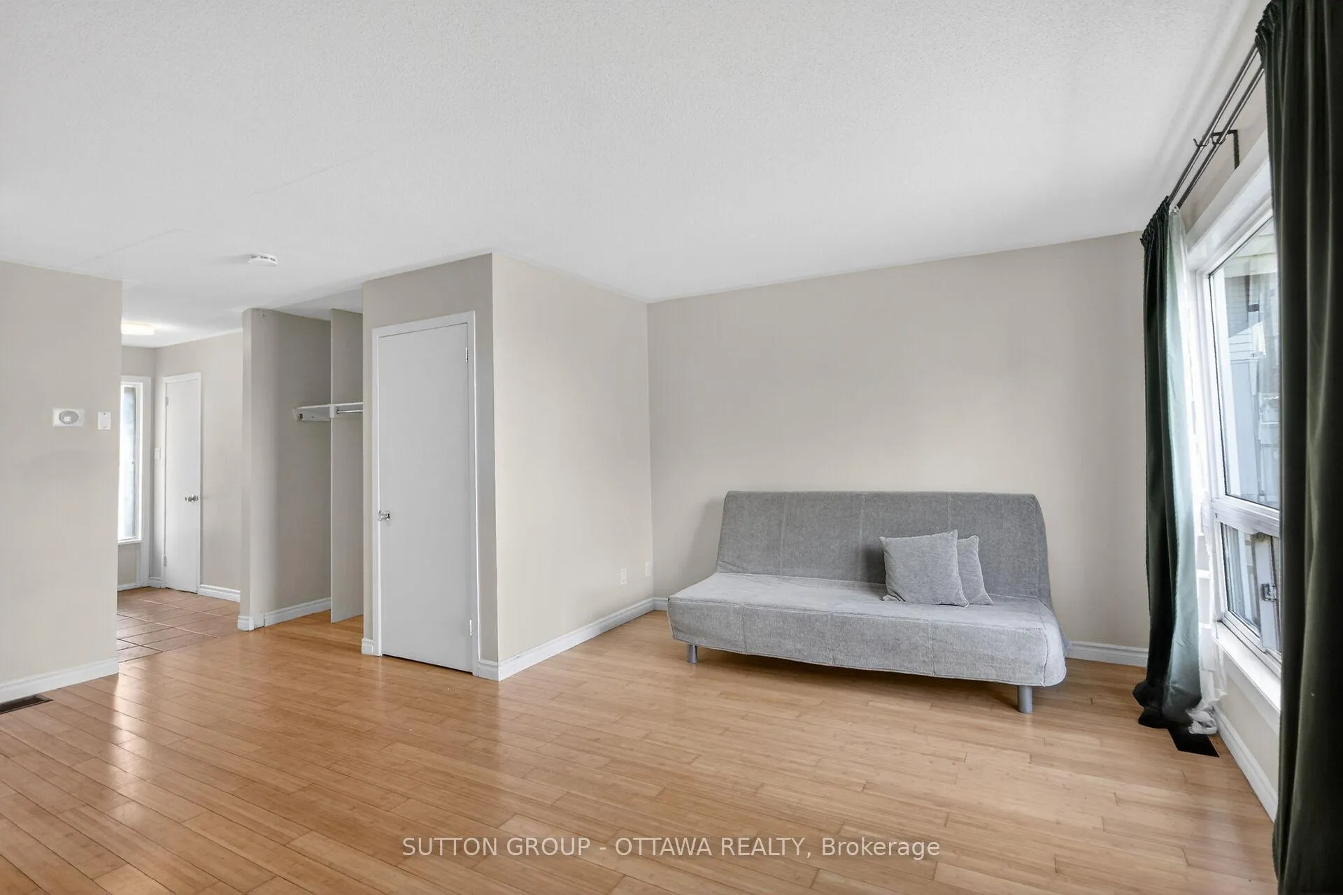 Photo 22 of Unit 79, 35D Woodvale Green, Ottawa, Craig Henry/Woodvale — HOMEH