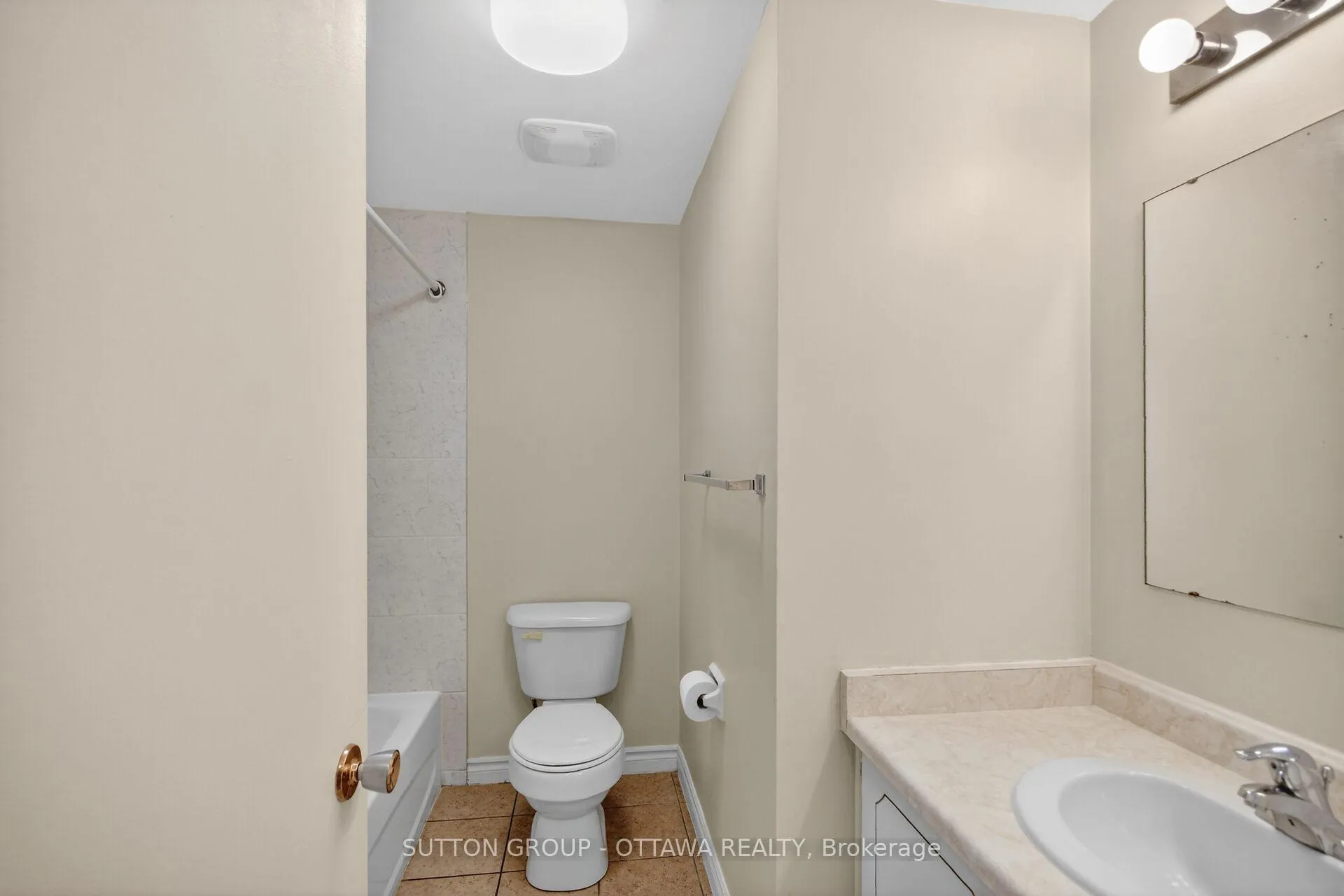 Photo 29 of Unit 79, 35D Woodvale Green, Ottawa, Craig Henry/Woodvale — HOMEH