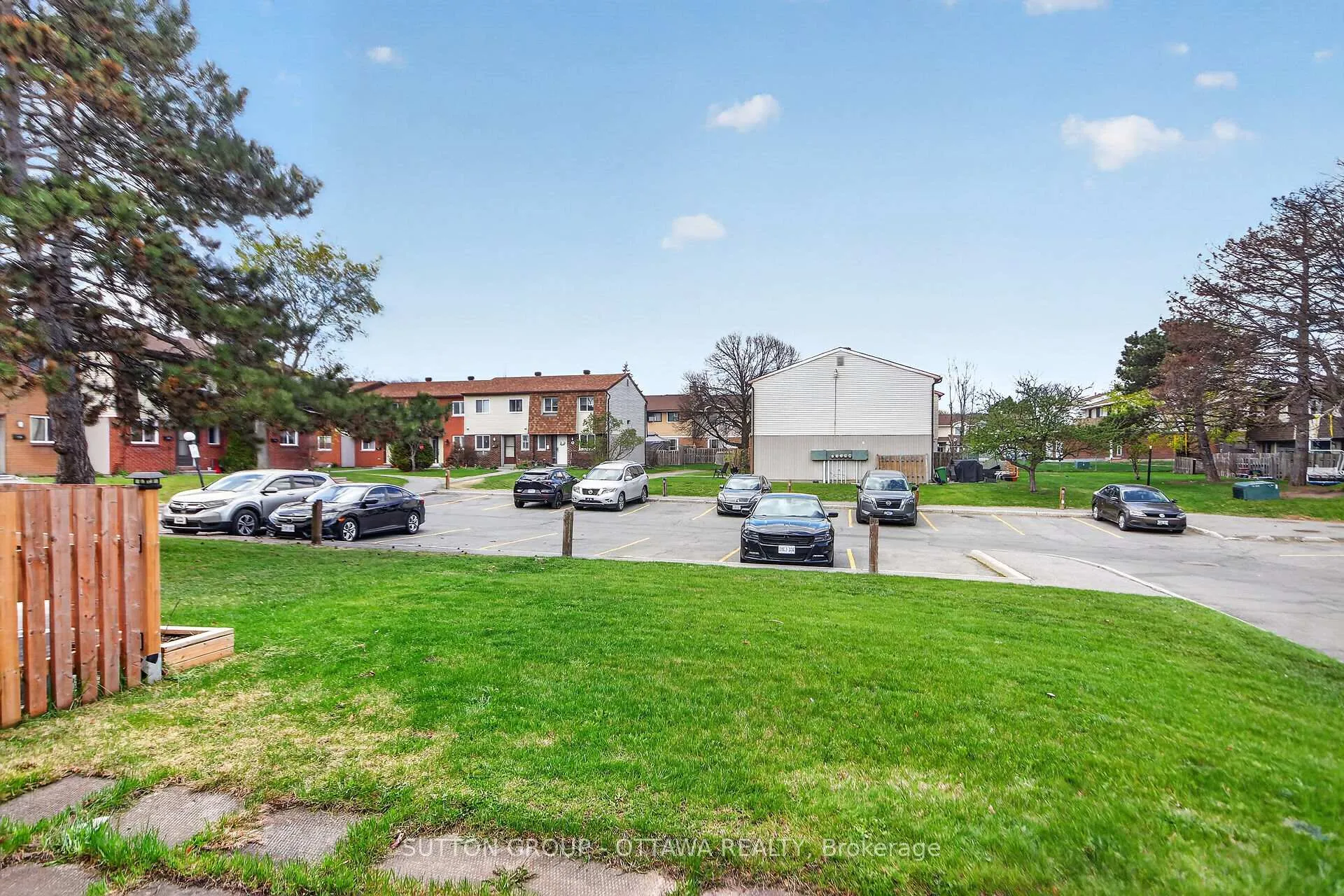 Photo 43 of Unit 79, 35D Woodvale Green, Ottawa, Craig Henry/Woodvale — HOMEH