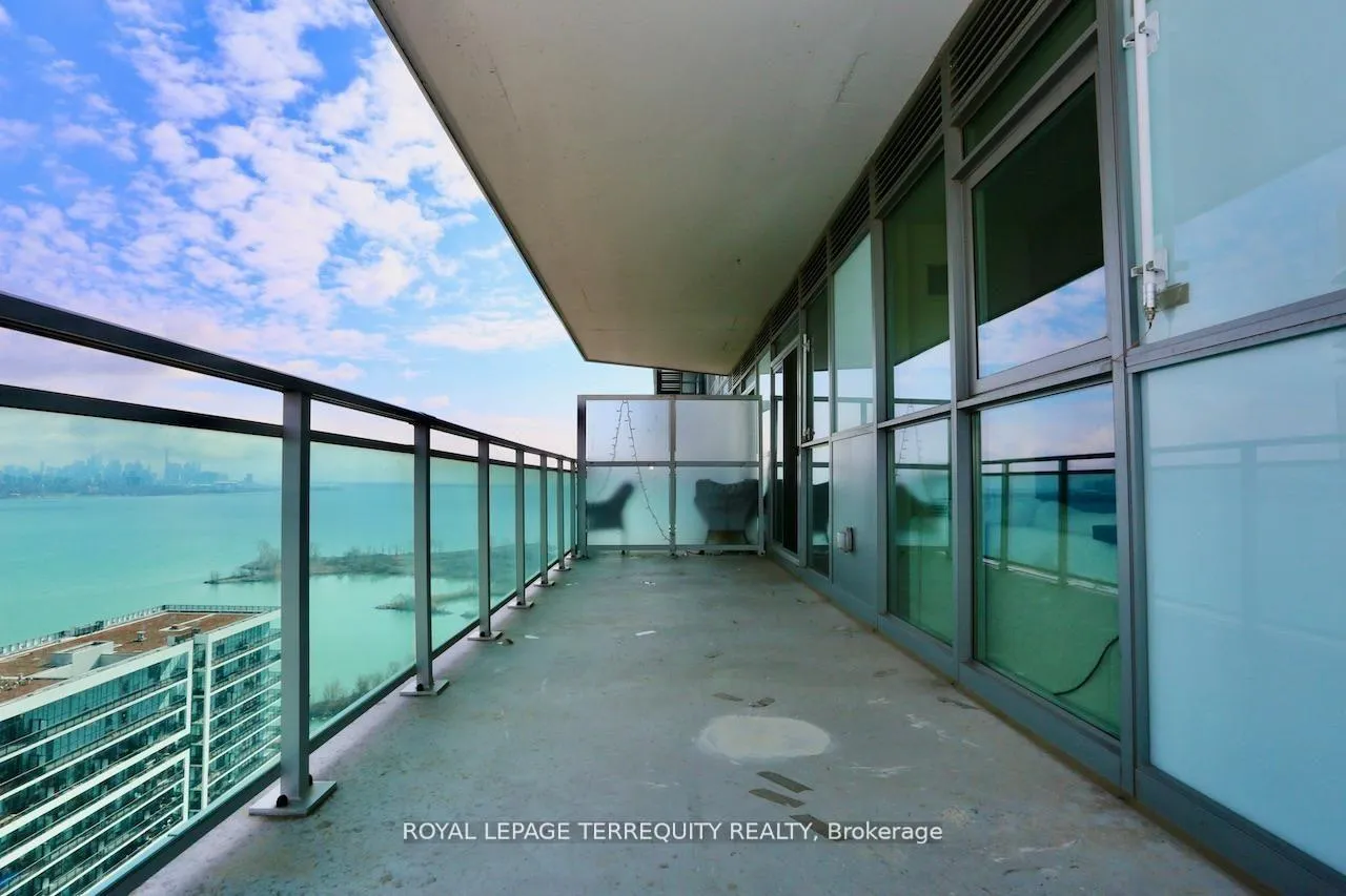 Photo 1 of Unit 2504, 33 Shore Breeze Drive, Etobicoke, Mimico — HOMEH