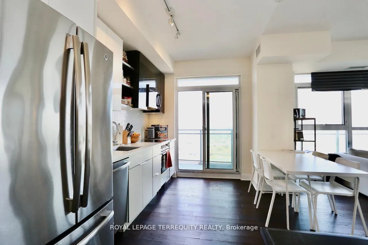 Photo 9 of Unit 2504, 33 Shore Breeze Drive, Etobicoke, Mimico — HOMEH