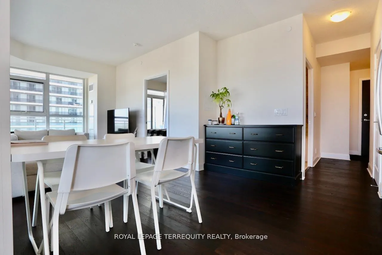 Photo 11 of Unit 2504, 33 Shore Breeze Drive, Etobicoke, Mimico — HOMEH
