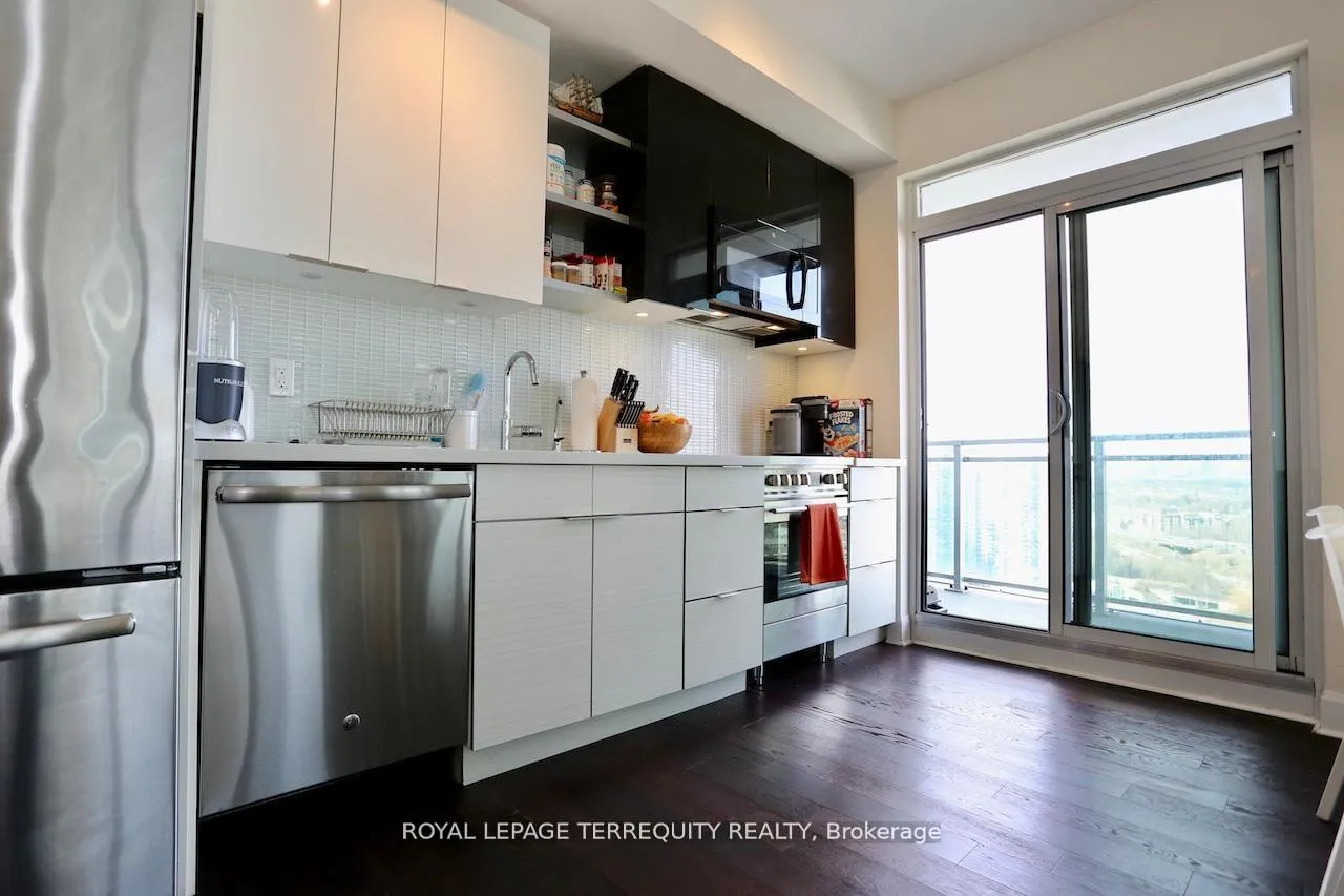 Photo 12 of Unit 2504, 33 Shore Breeze Drive, Etobicoke, Mimico — HOMEH