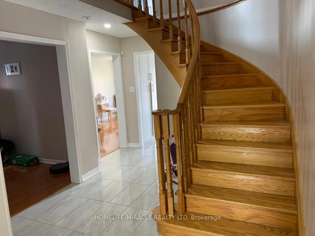 Photo 1 of 108 Michigan Avenue, Brampton, Fletcher's Creek South — HOMEH