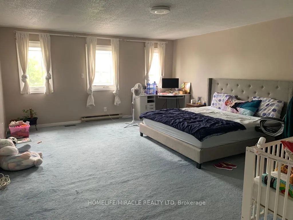 Photo 15 of 108 Michigan Avenue, Brampton, Fletcher's Creek South — HOMEH