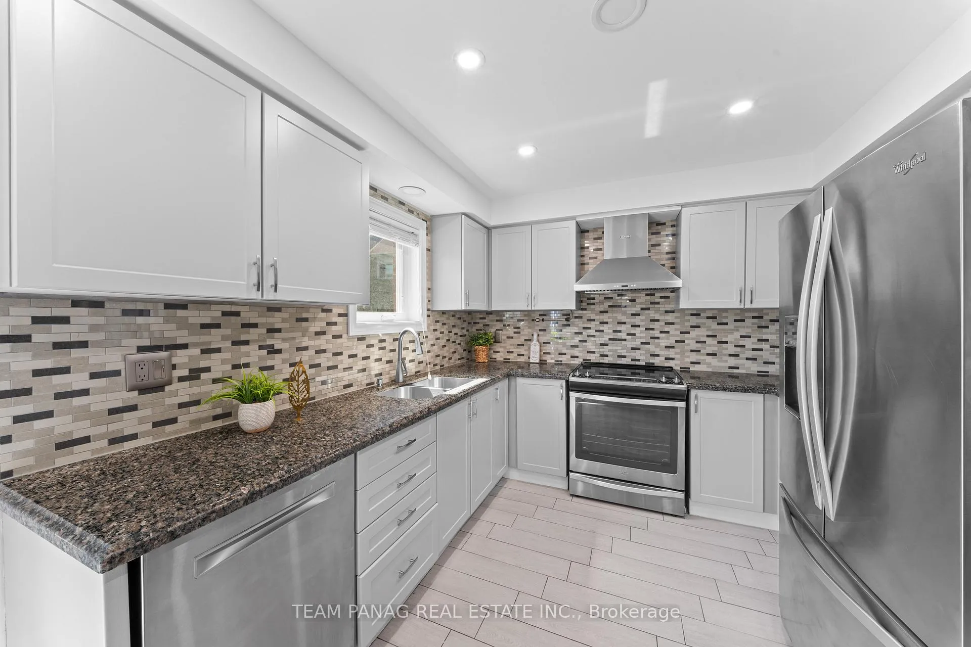 Photo 15 of 57 Muirland Crescent, Brampton, Northwood Park — HOMEH