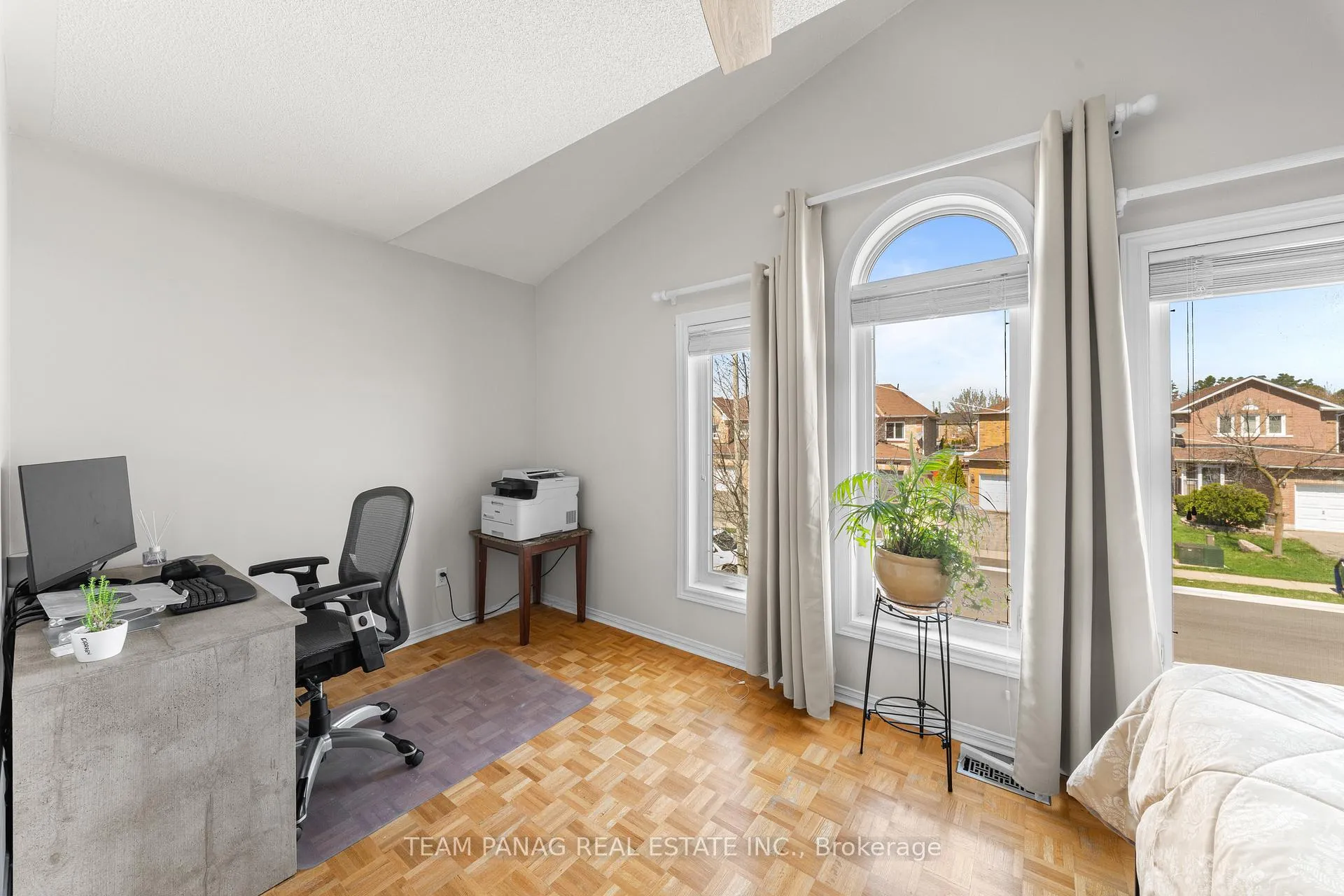 Photo 31 of 57 Muirland Crescent, Brampton, Northwood Park — HOMEH