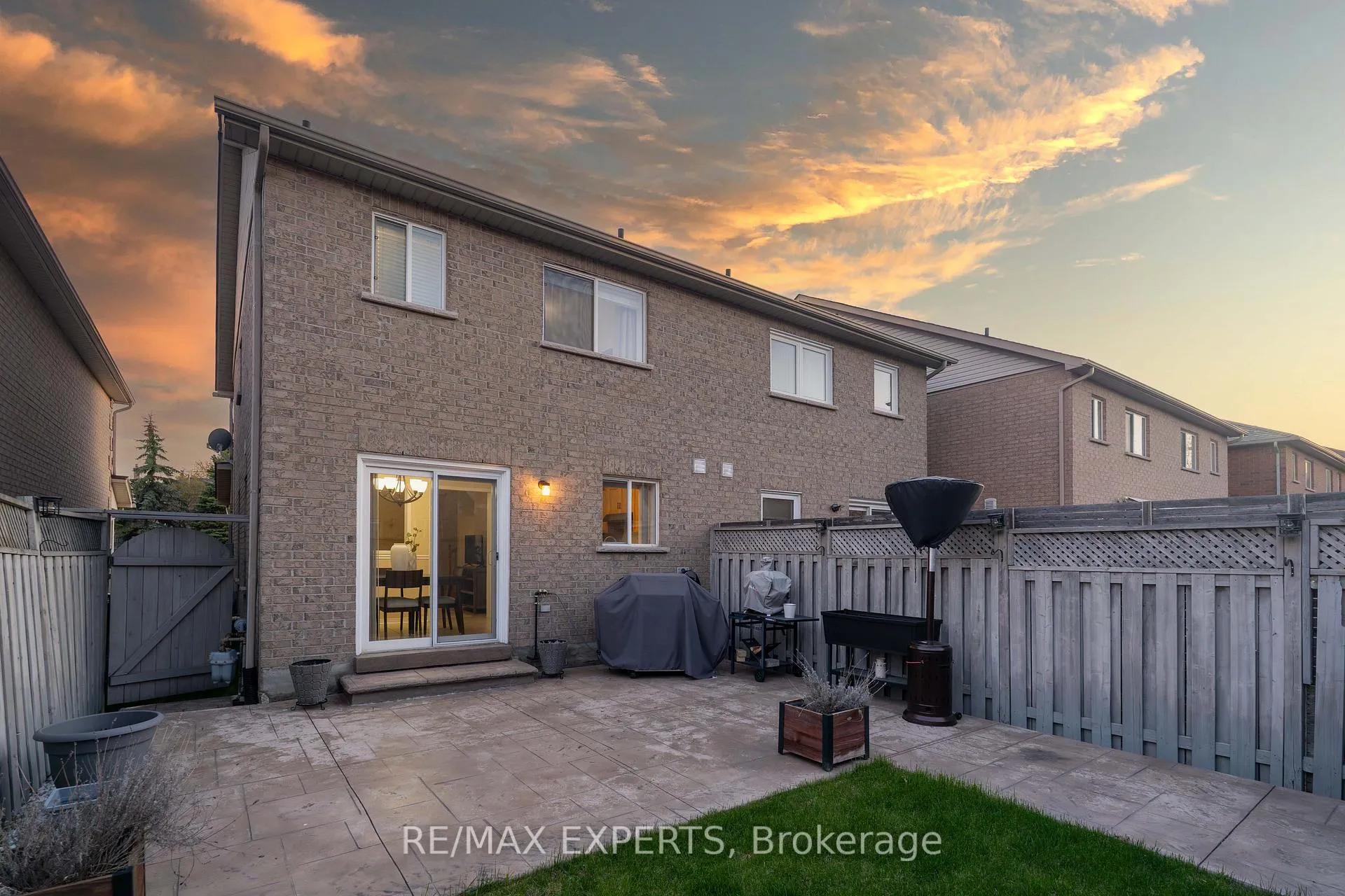 Photo 26 of 15 Mount Hope Road, Caledon, Bolton North — HOMEH
