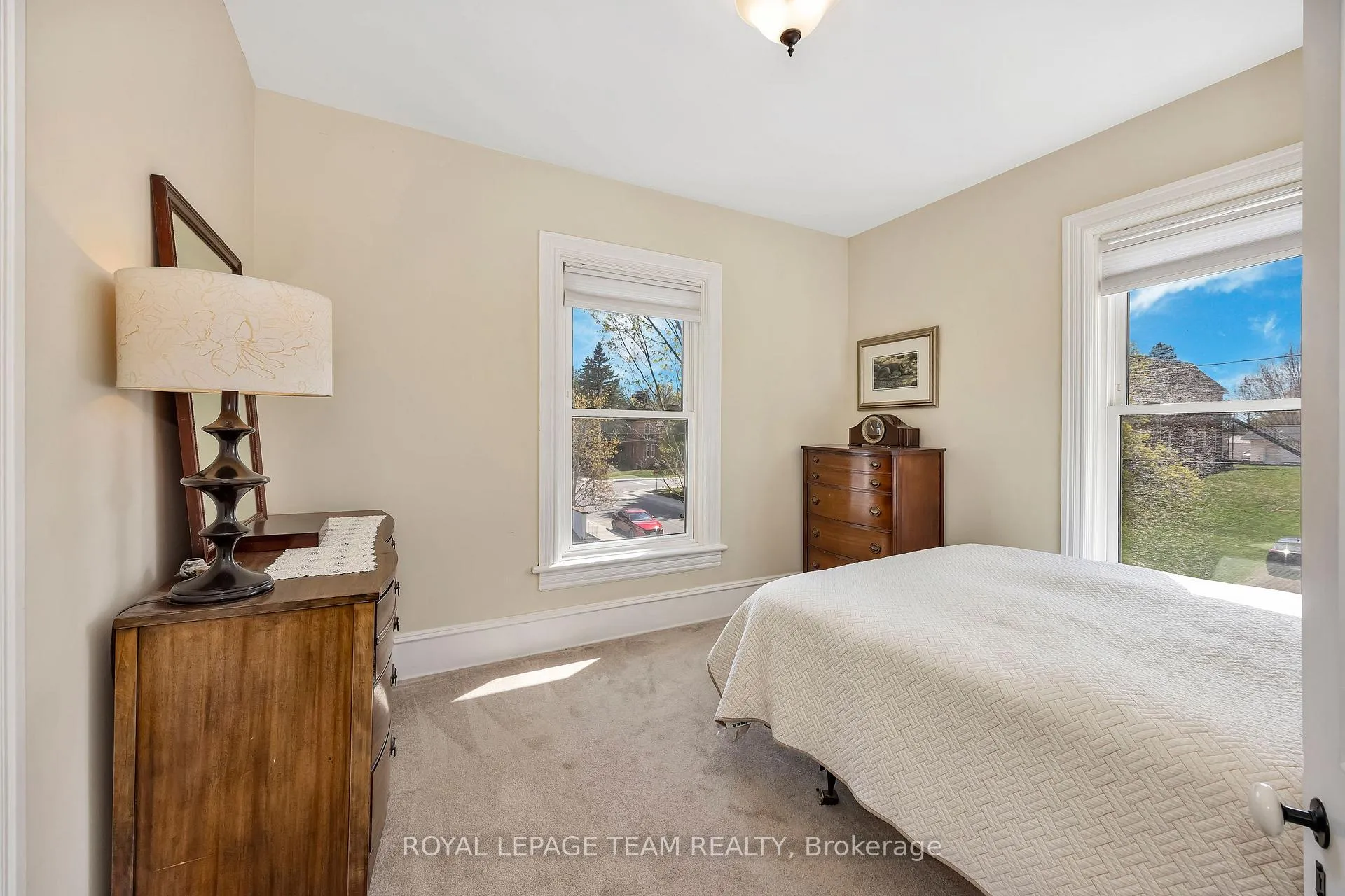 Photo 17 of 23 George Street N, Smiths Falls — HOMEH