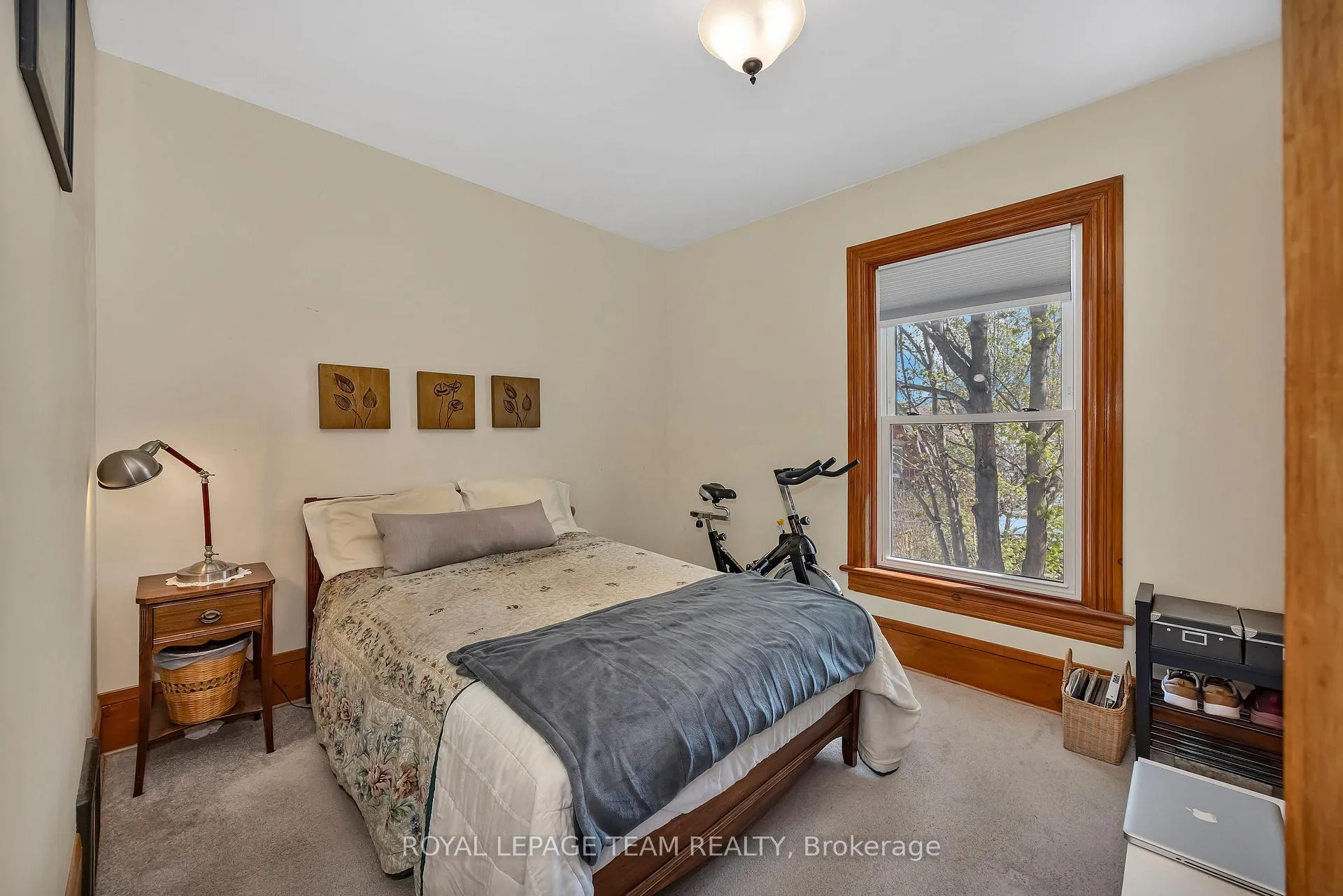 Photo 19 of 23 George Street N, Smiths Falls — HOMEH