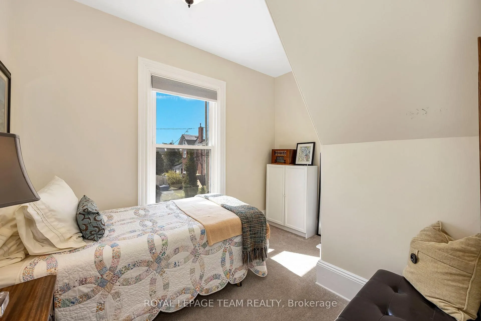 Photo 20 of 23 George Street N, Smiths Falls — HOMEH