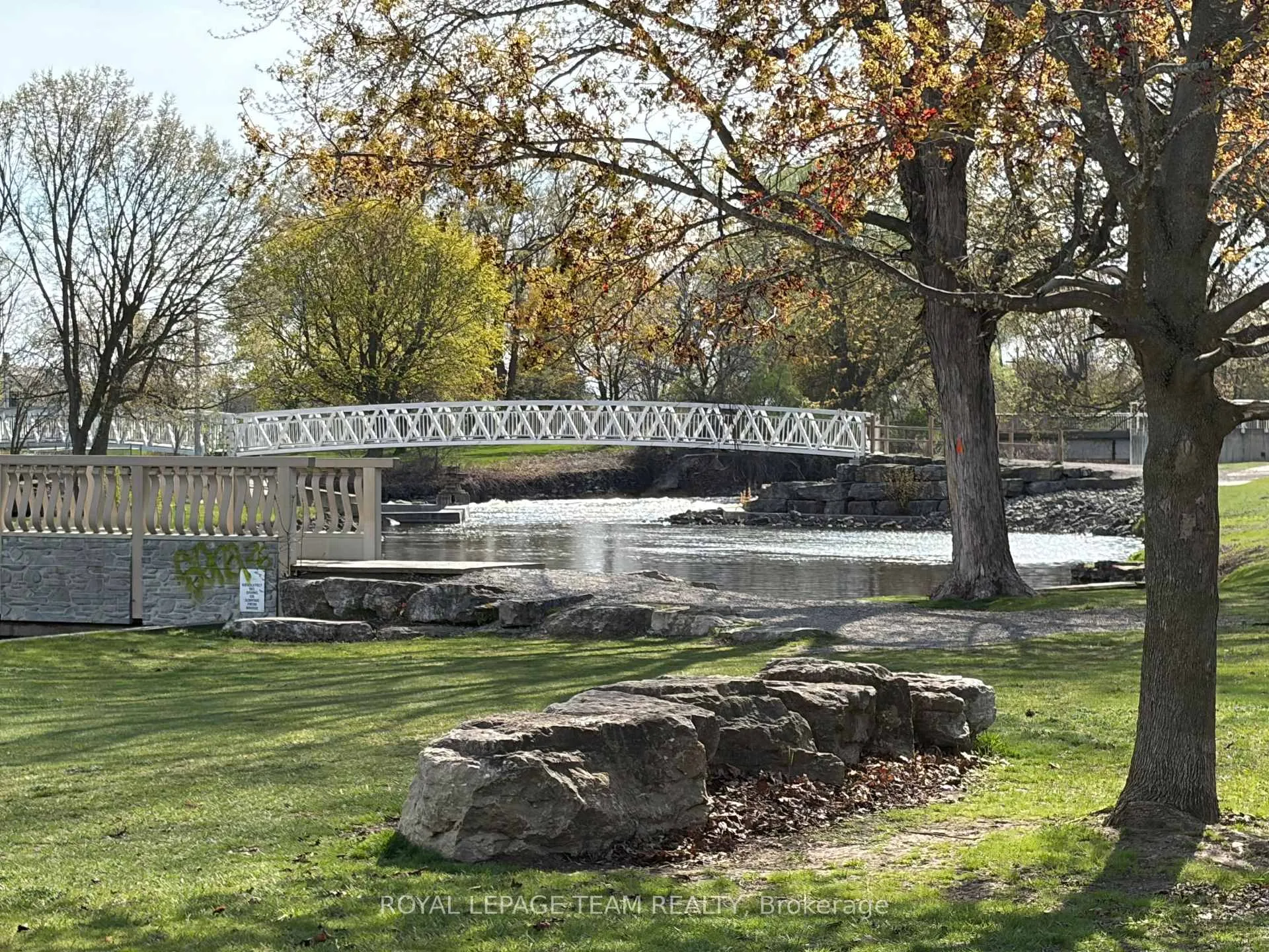 Photo 40 of 23 George Street N, Smiths Falls — HOMEH