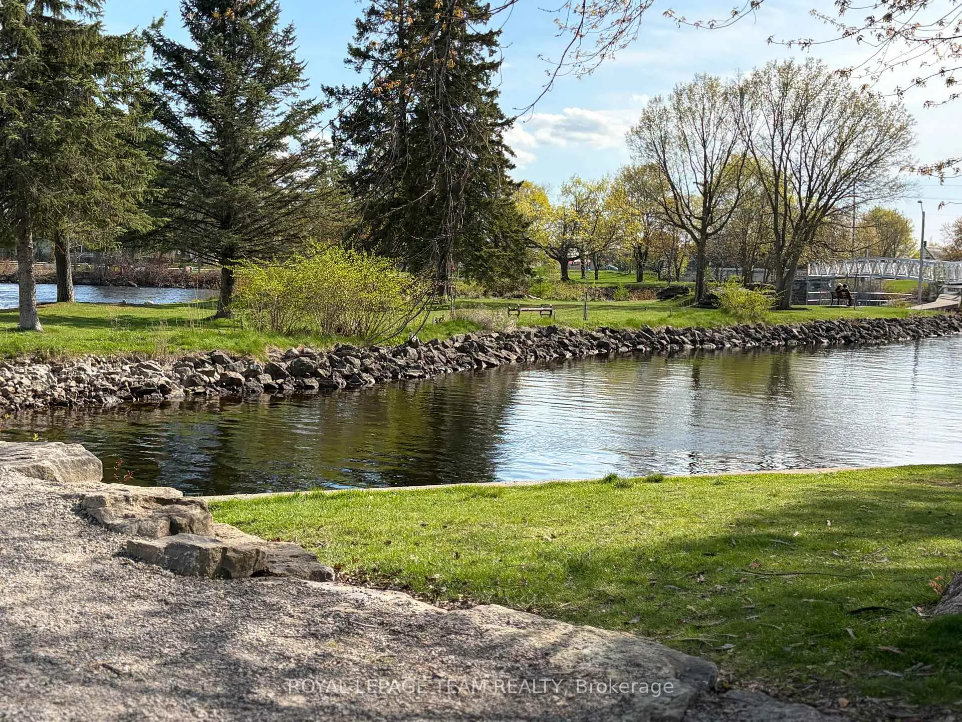 Photo 42 of 23 George Street N, Smiths Falls — HOMEH