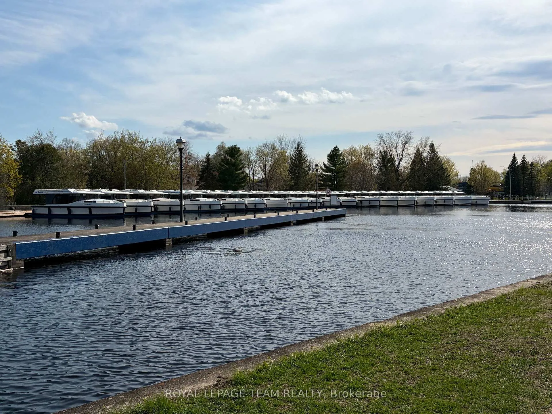 Photo 47 of 23 George Street N, Smiths Falls — HOMEH