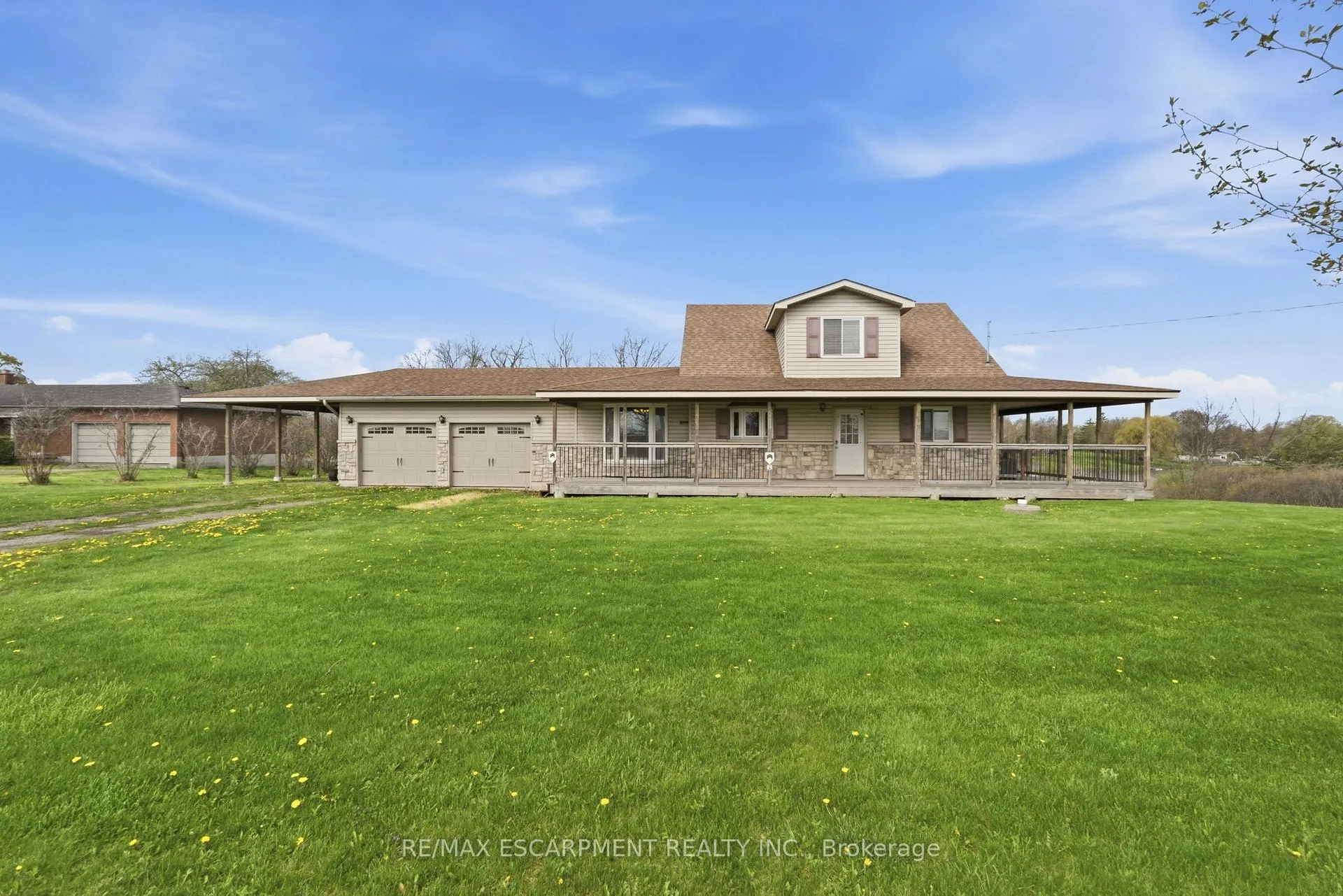 Photo 8 of 111 Erie Street, Haldimand, Nanticoke — HOMEH