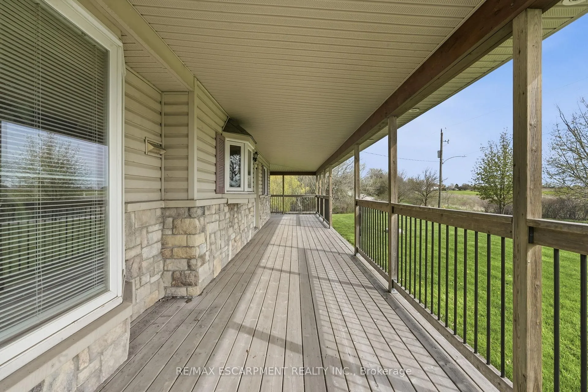 Photo 14 of 111 Erie Street, Haldimand, Nanticoke — HOMEH