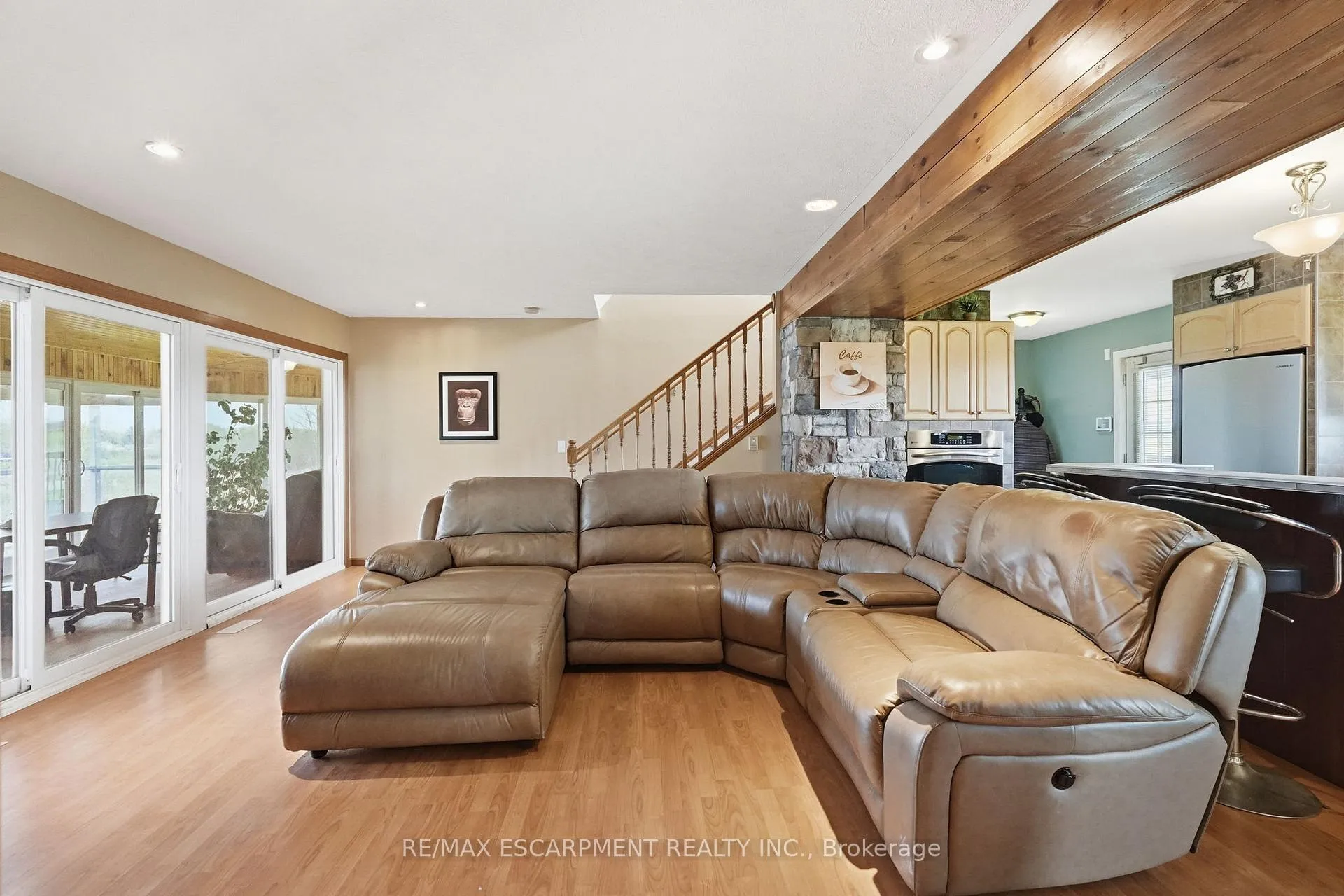 Photo 17 of 111 Erie Street, Haldimand, Nanticoke — HOMEH