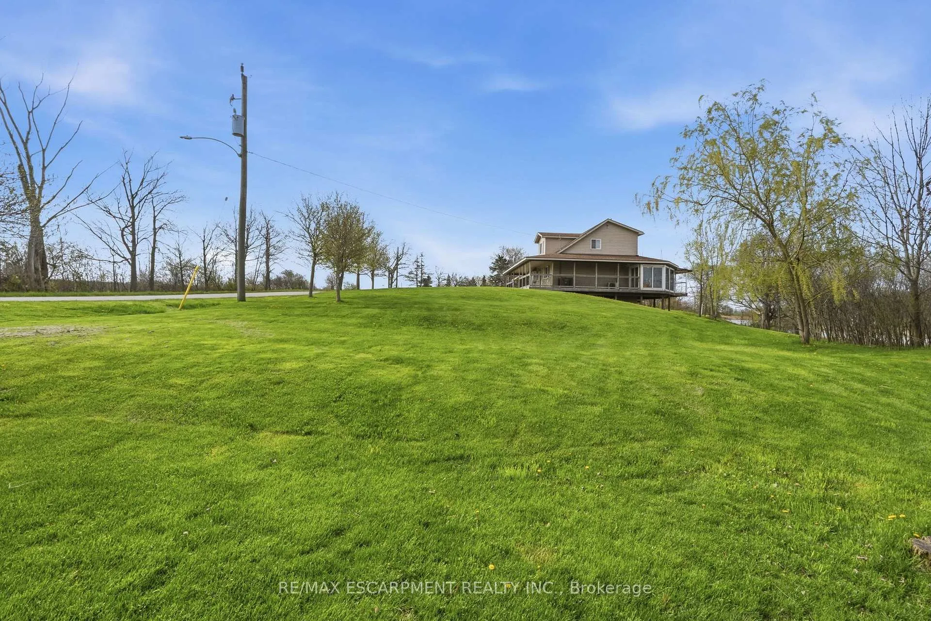 Photo 34 of 111 Erie Street, Haldimand, Nanticoke — HOMEH