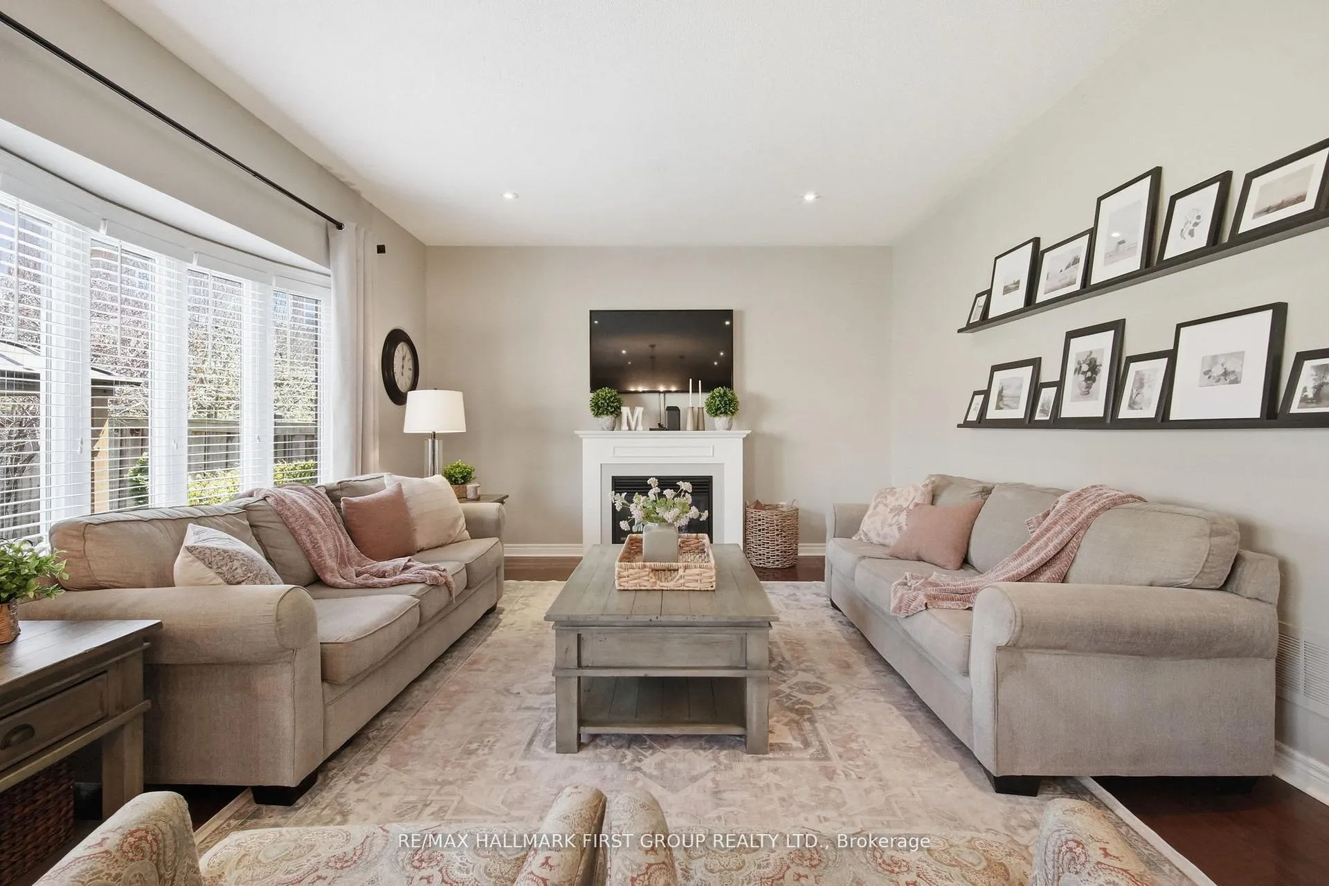 Photo 10 of 7 Shepstone Drive, Ajax, Northeast Ajax — HOMEH