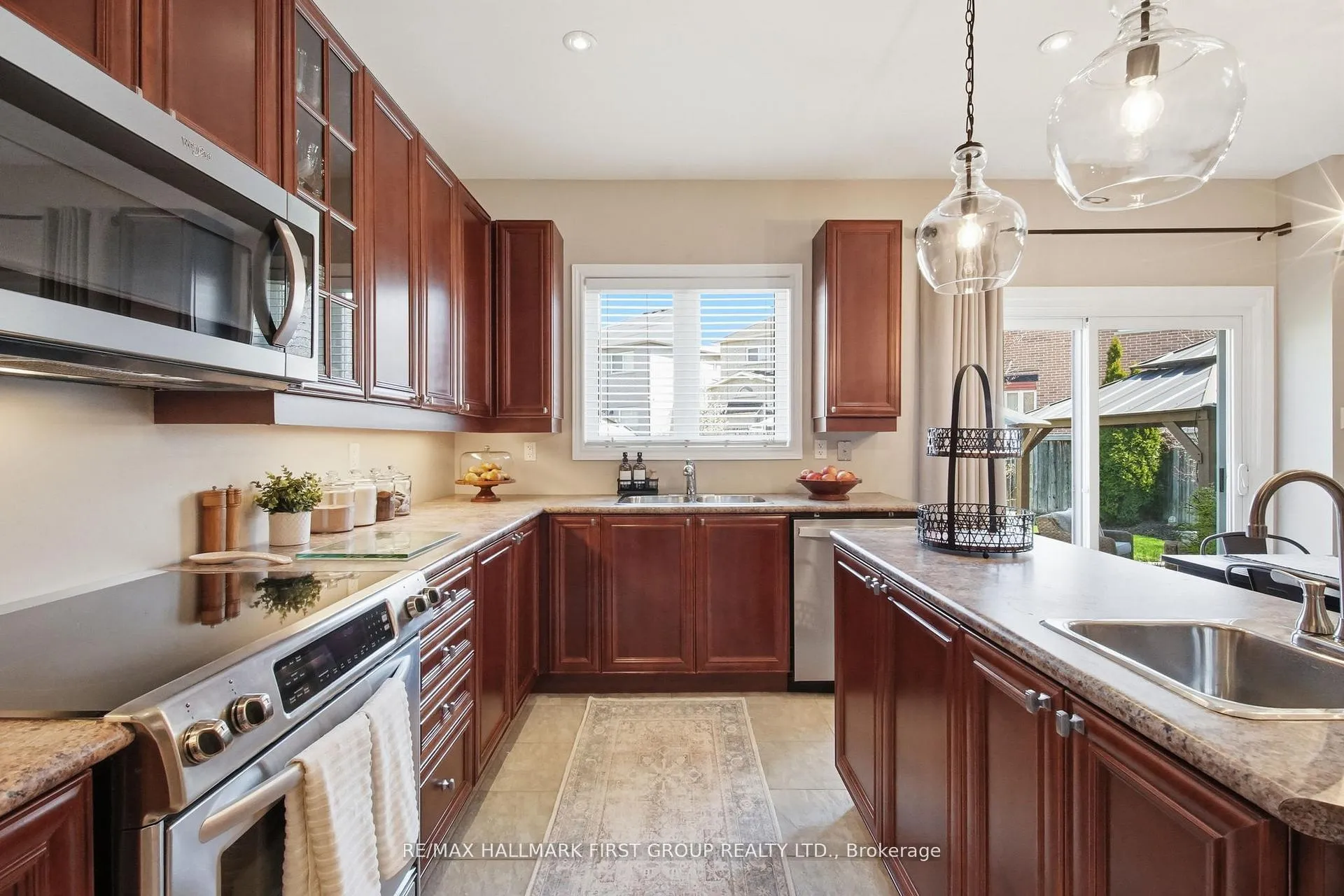 Photo 12 of 7 Shepstone Drive, Ajax, Northeast Ajax — HOMEH