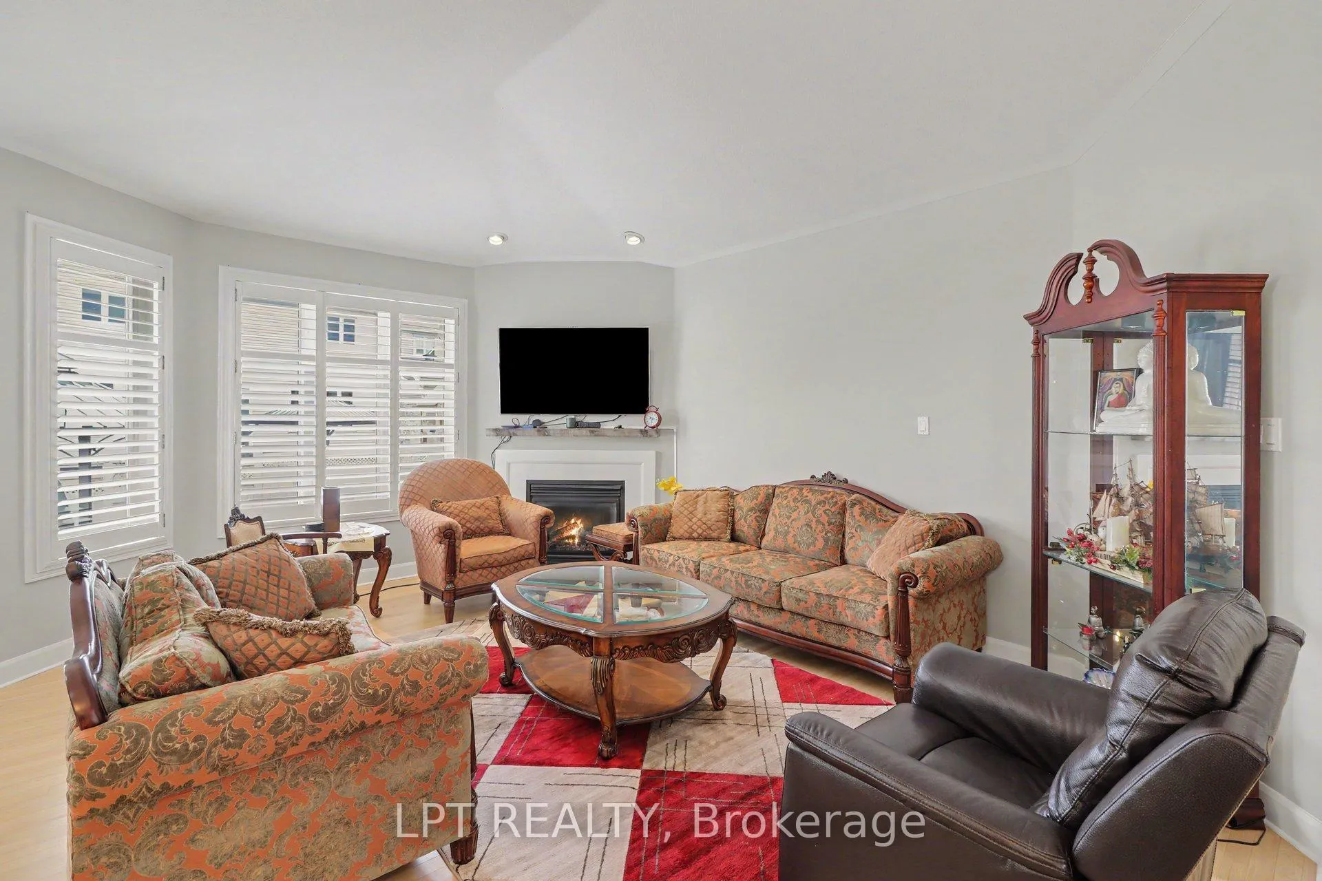 Photo 6 of 1942 Caprihani Way, Ottawa, Springridge/East Village — HOMEH