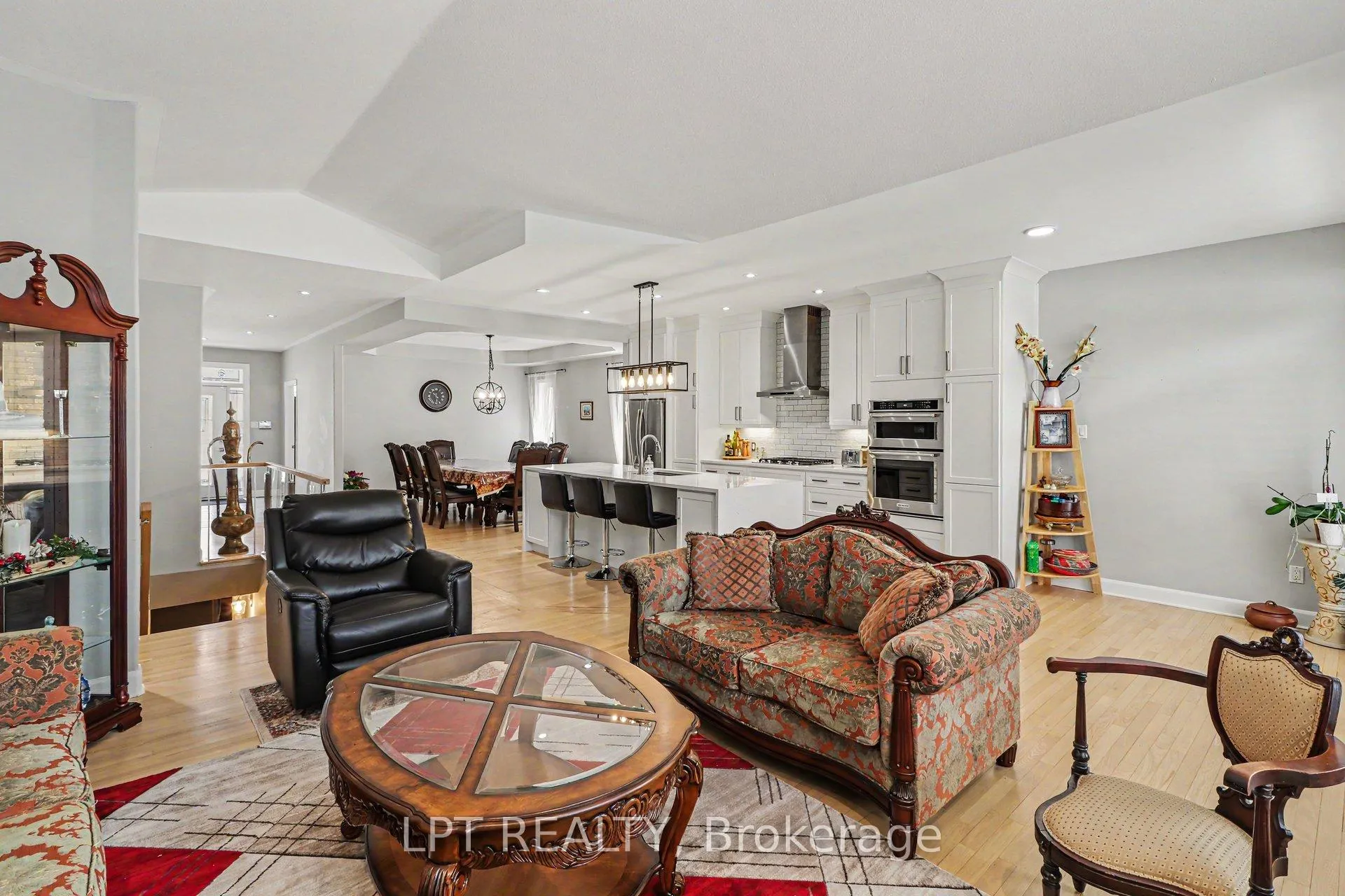 Photo 7 of 1942 Caprihani Way, Ottawa, Springridge/East Village — HOMEH