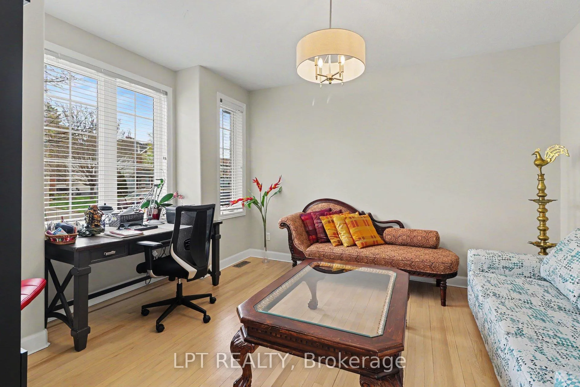 Photo 14 of 1942 Caprihani Way, Ottawa, Springridge/East Village — HOMEH