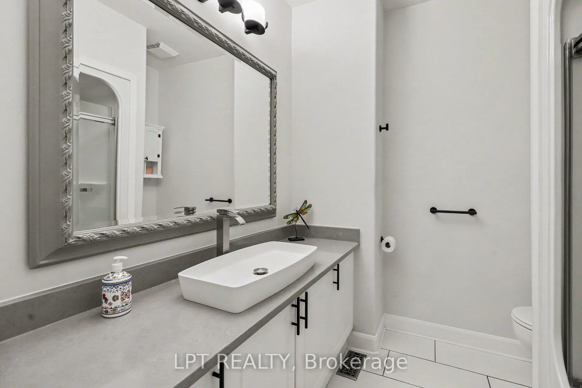 Photo 21 of 1942 Caprihani Way, Ottawa, Springridge/East Village — HOMEH