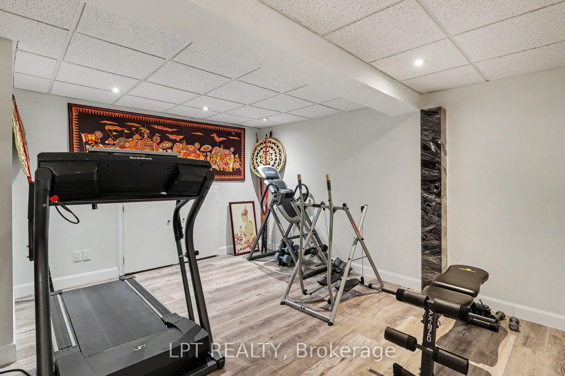 Photo 25 of 1942 Caprihani Way, Ottawa, Springridge/East Village — HOMEH