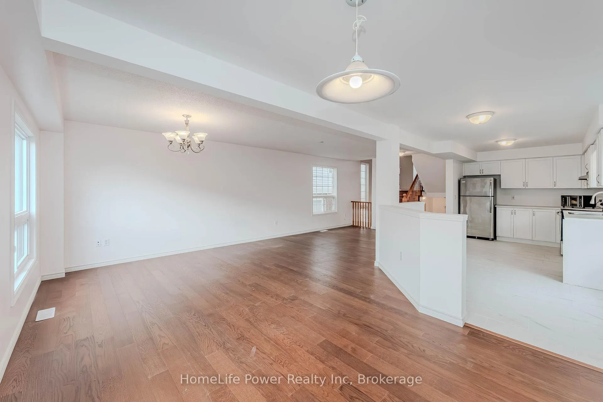 Photo 16 of 4 Darling Crescent, Guelph, Pineridge/Westminster Woods — HOMEH